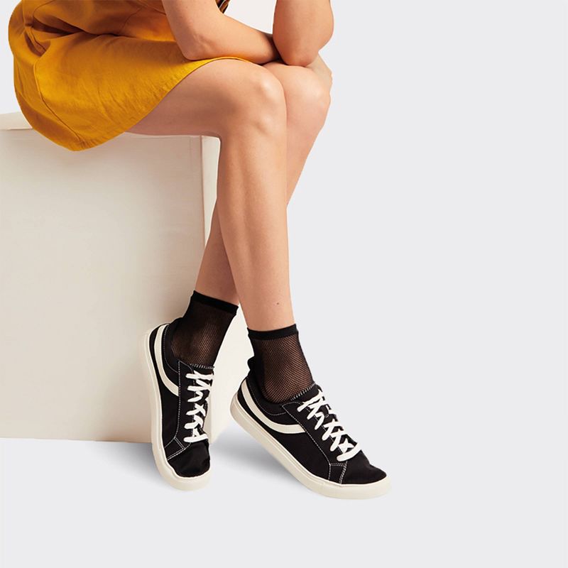 Peds Women's Fishnet and Opaque 3p Anklet Trouser Socks - Nude/Black 5-10