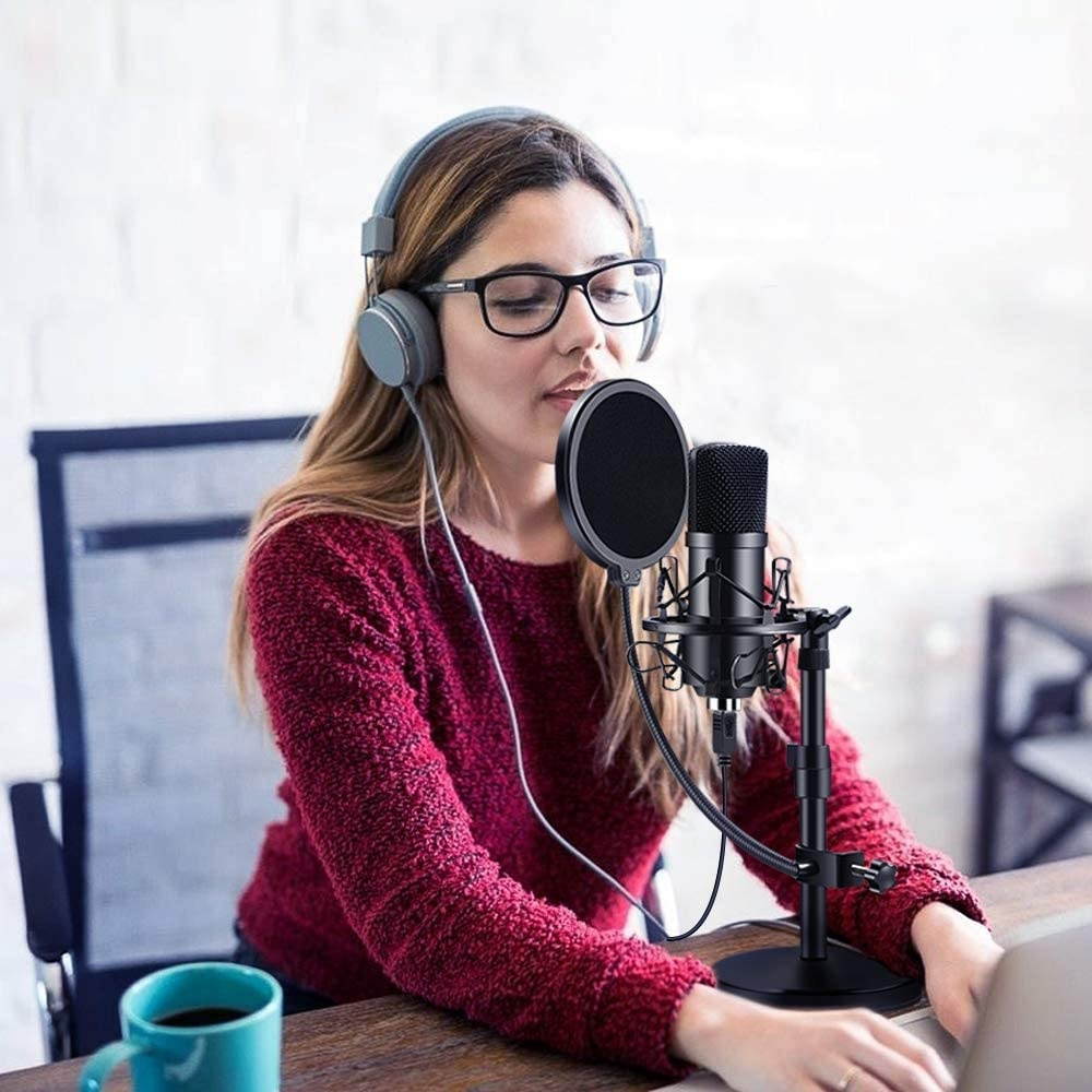 DM04 USB Microphone 192Khz 24bit Condenser Microphone Cardioid Mic for Live Stream Broadcast with Pop Filter and Damper Mount-Black