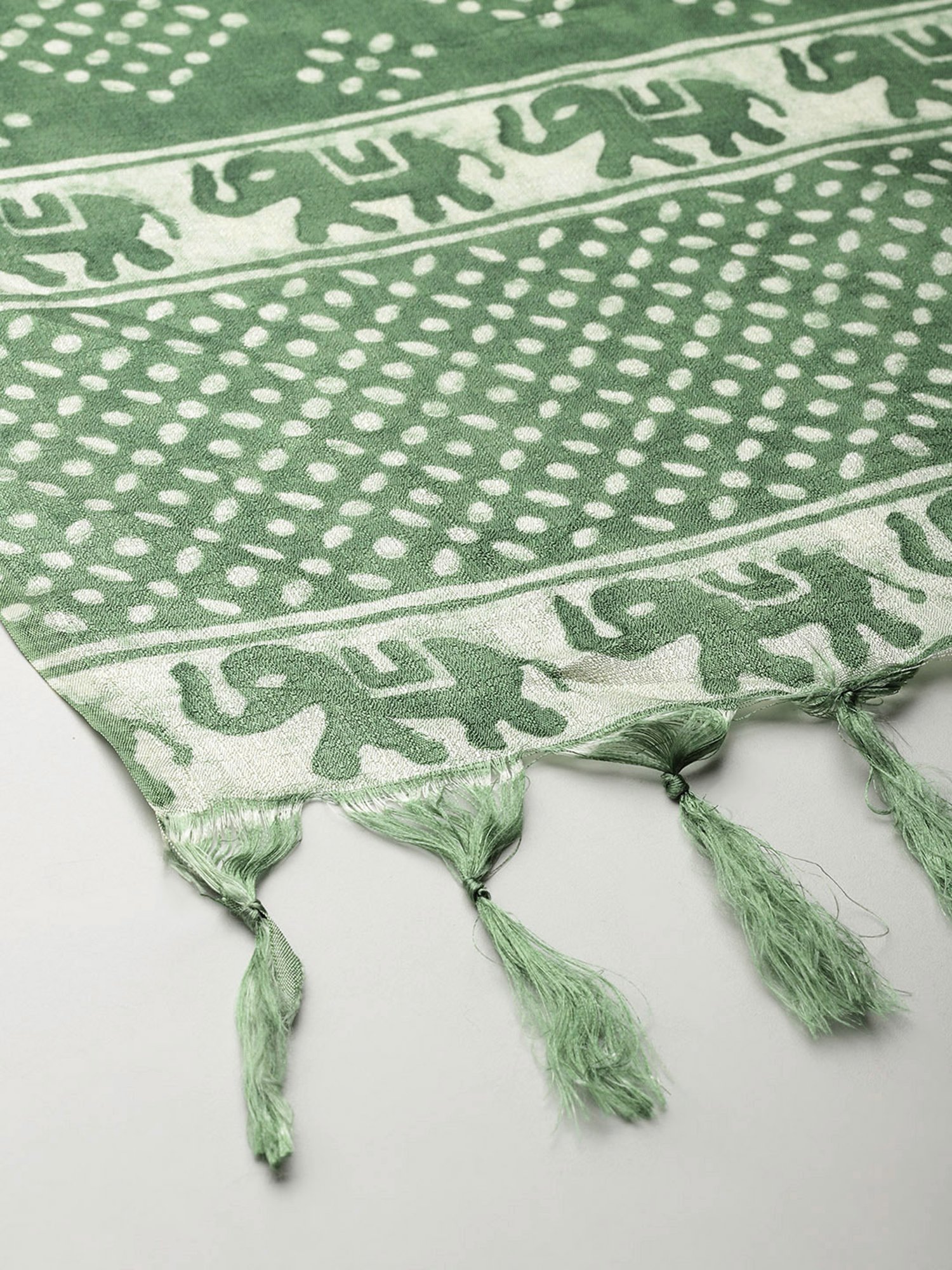 One Femme Green Silk Printed Dupatta