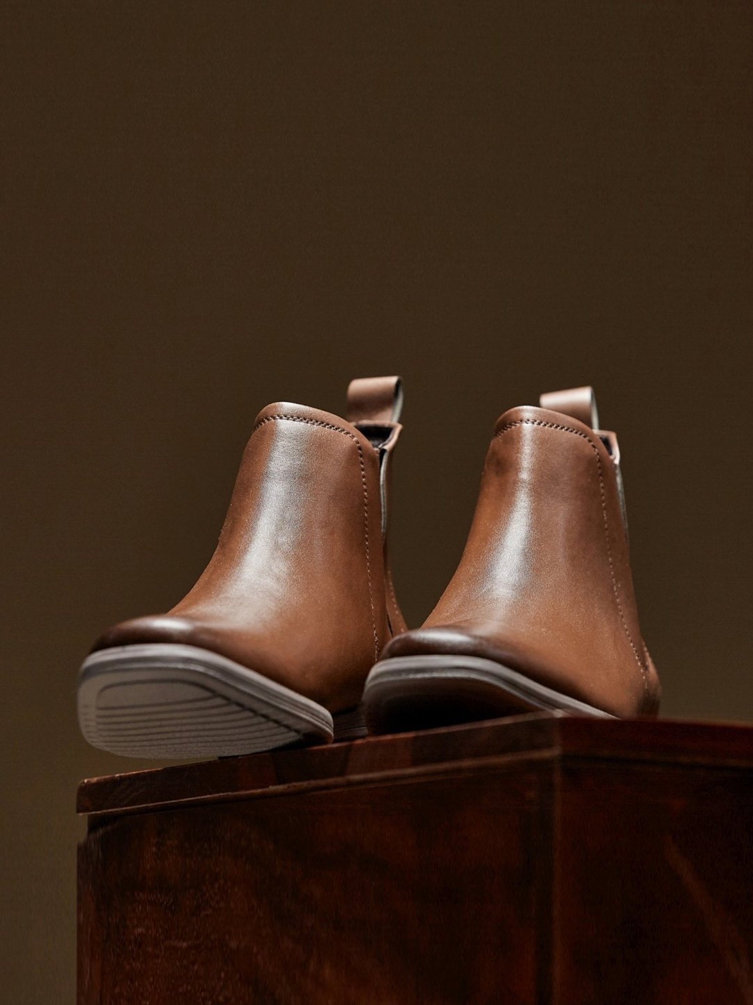 Duke Men's Brown Chelsea Boots