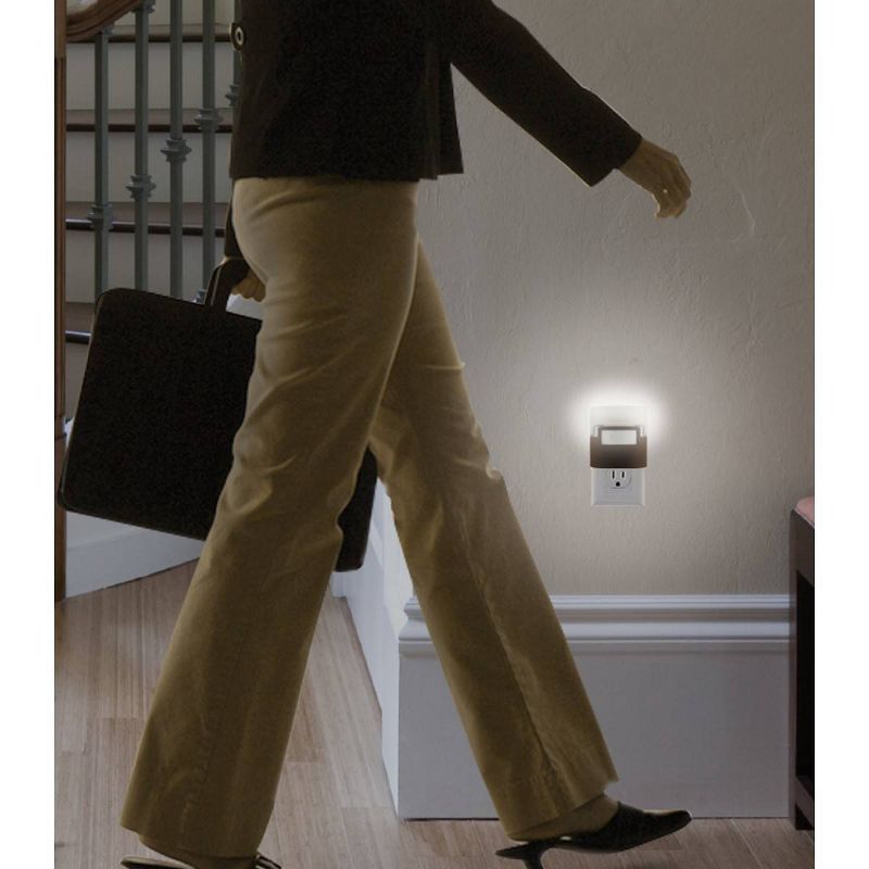 General Electric UltraBrite MotionActivated LED Light