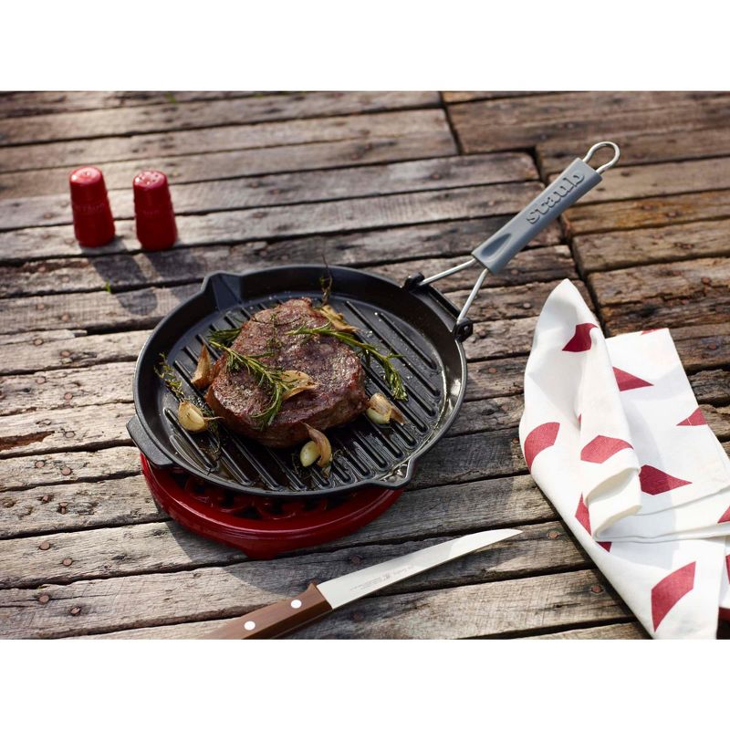 Staub Cast Iron 10" Round Folding Grill - Matte Black