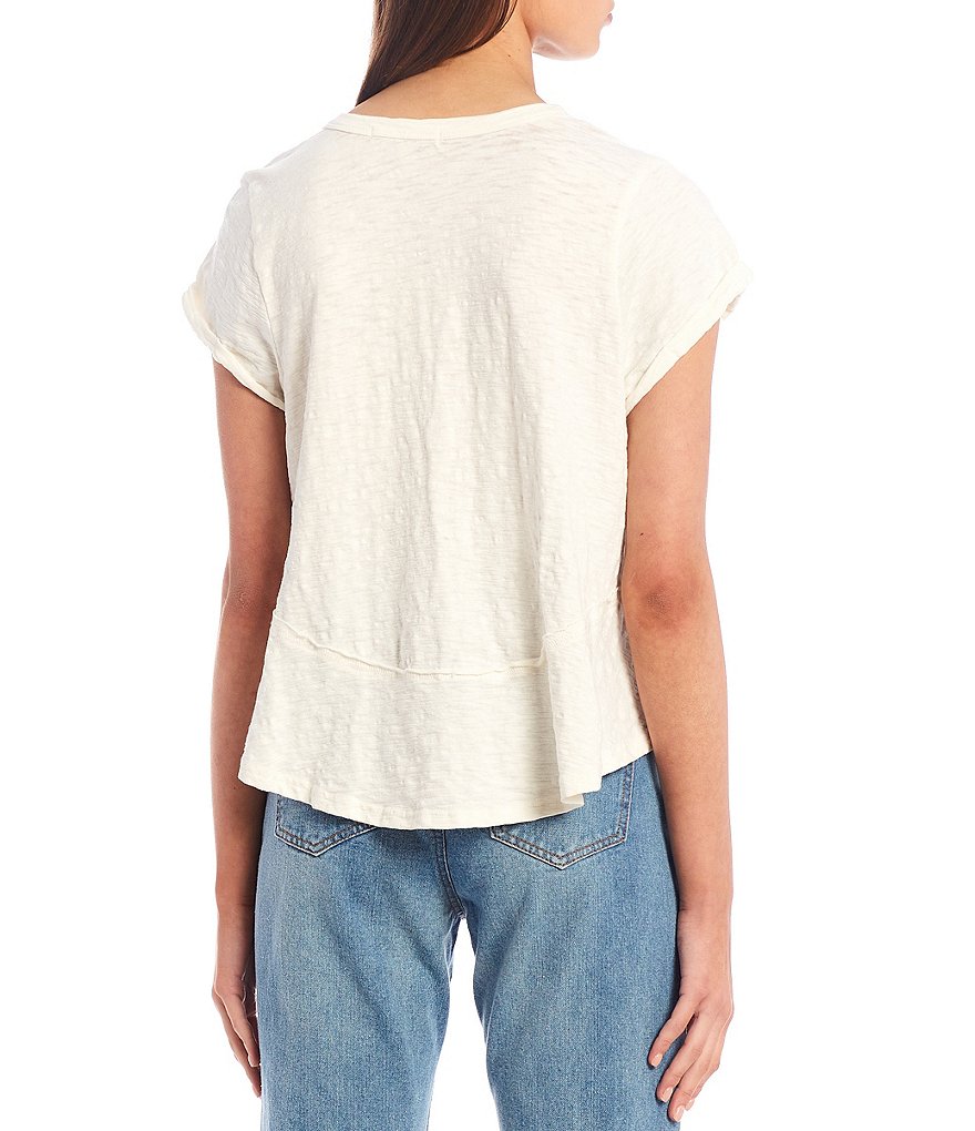 C&V Chelsea & Violet High Low Cap Sleeve Knit Tee