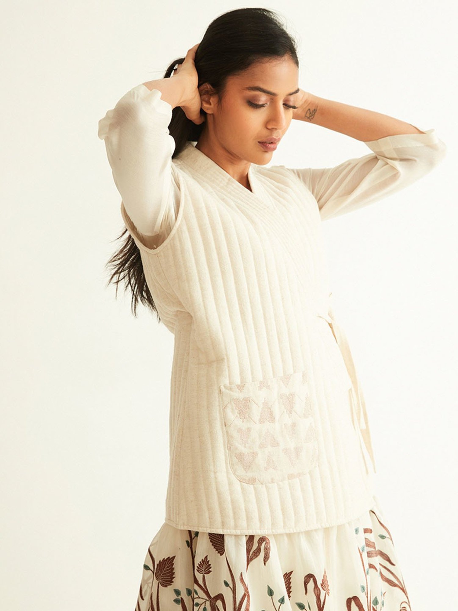 ANCESTRY White Jacket