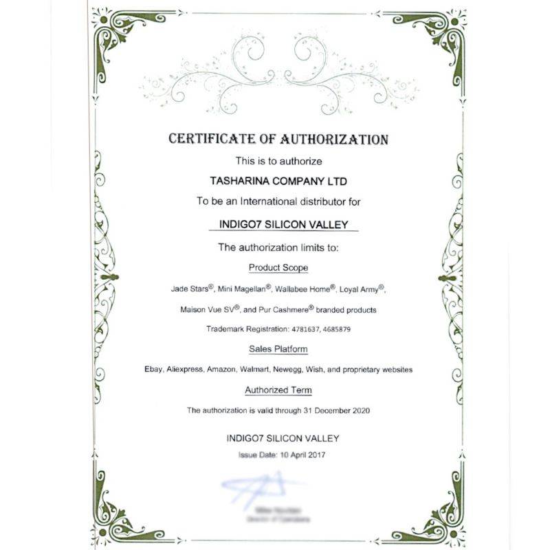 Indigo7 Authorized for Nintendo Switch Game Card Hard Plastic Storage Carrying Protector Case Holds 24 - Green