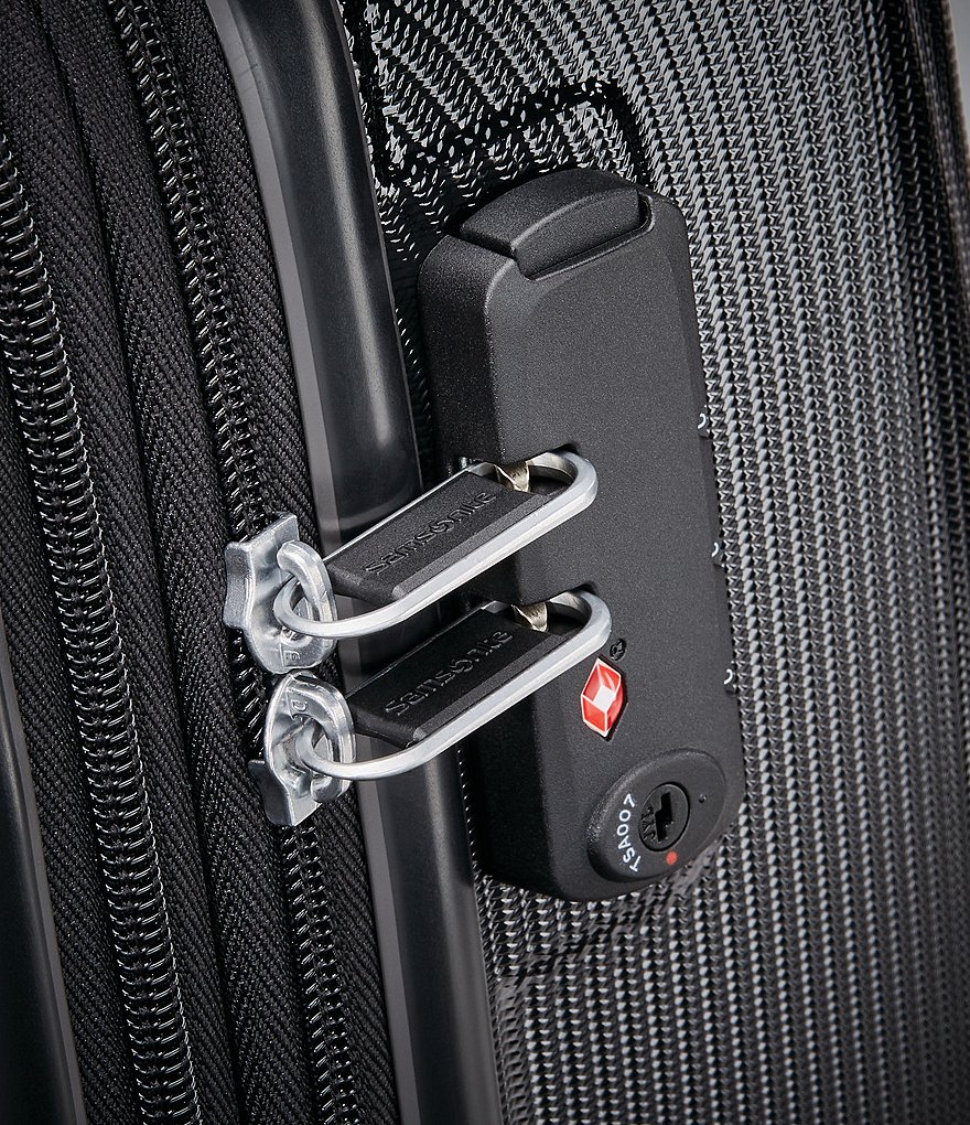 Samsonite Winfield 3 DLX Carry-on Spinner