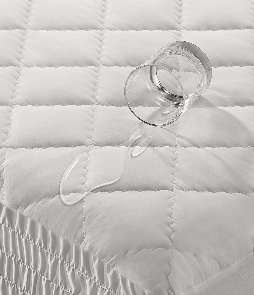 J. Queen New York Royal Fit Waterproof Mattress Pad