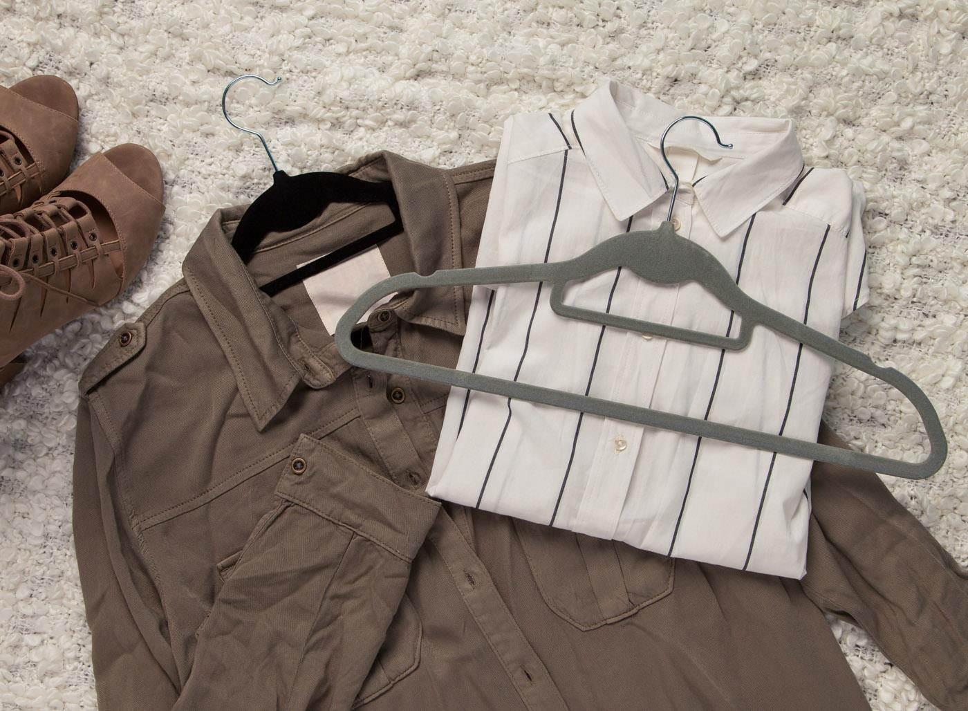 IRIS Non-Slip Clothes Hanger, Gray, Set of 10