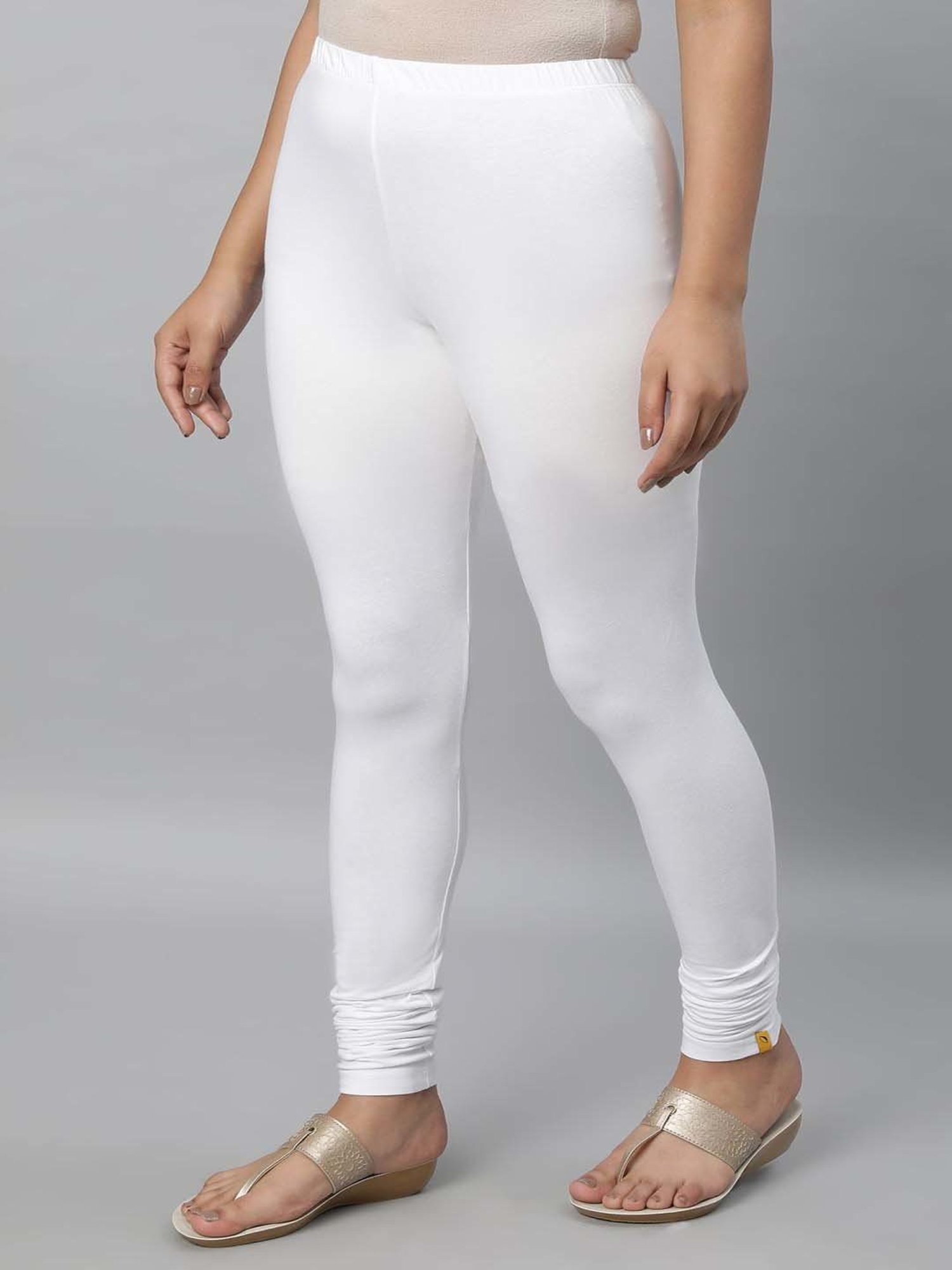 Aurelia White Cotton Regular Fit Churidar