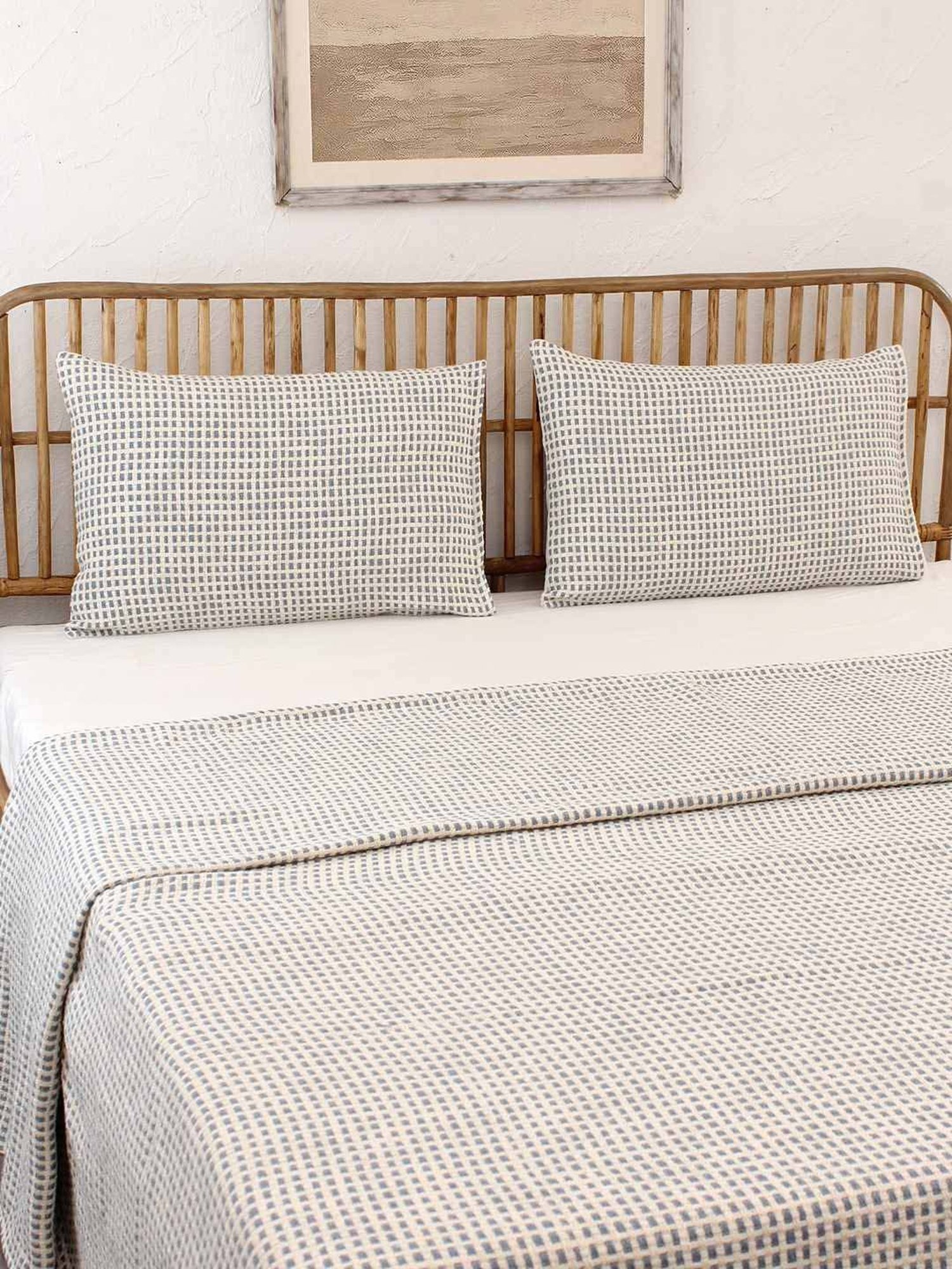 House This Girnar Dark Blue 150 TC Cotton Double Bedcover with 2 Pillow Covers