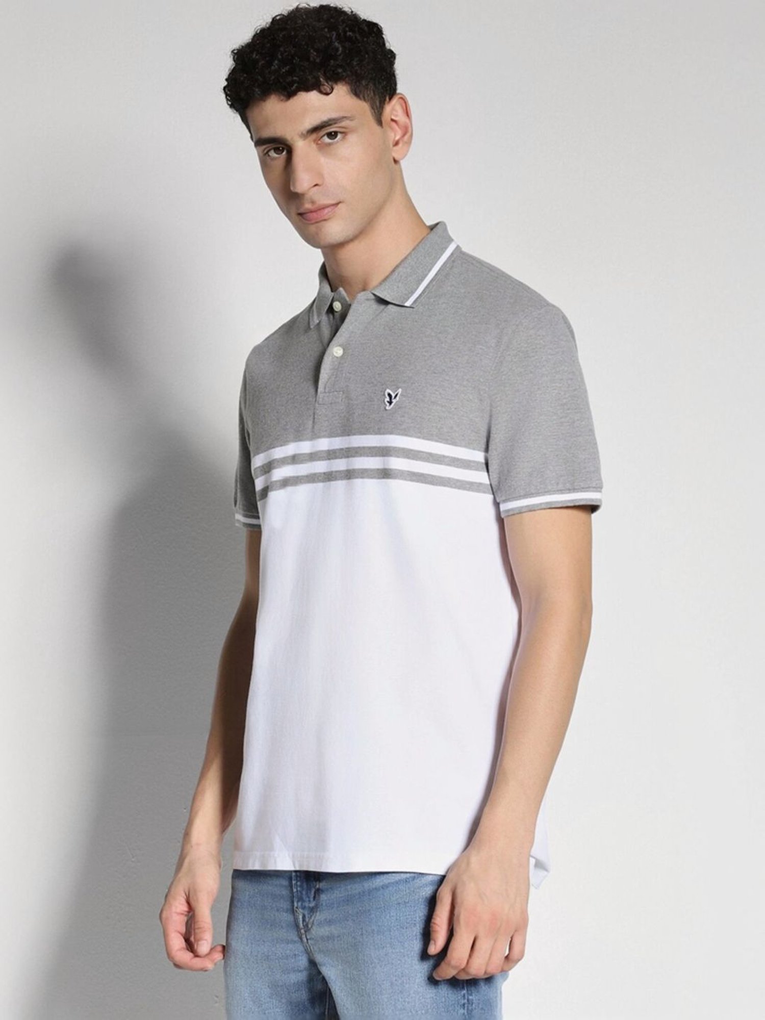 American Eagle White & Grey Cotton Regular Fit Printed T-Shirt