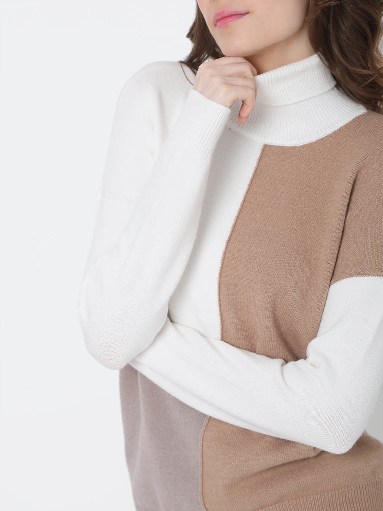Vero Moda White & Beige Regular Fit Sweater
