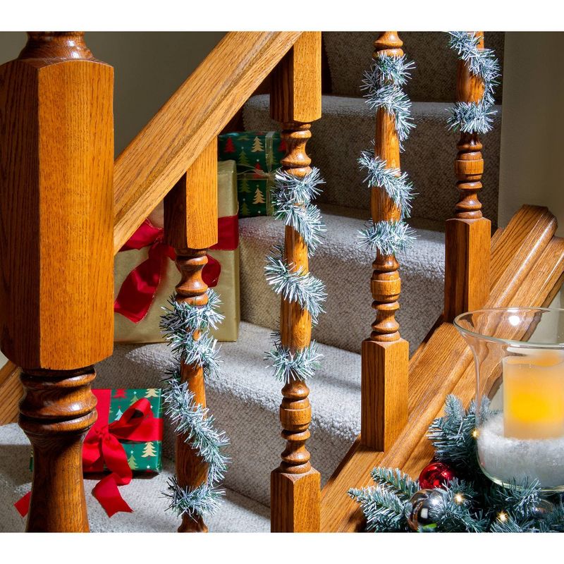 18"/20ct Noble Pine Flocked Wreath Holder - GarlandTies