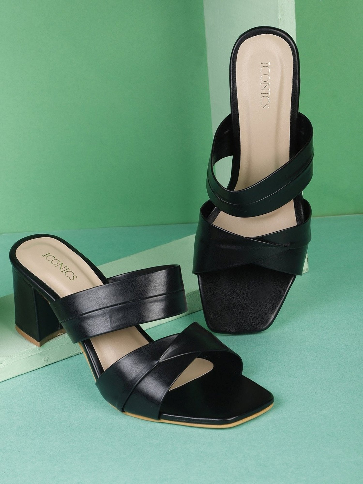 Iconics Women's Black Casual Sandals