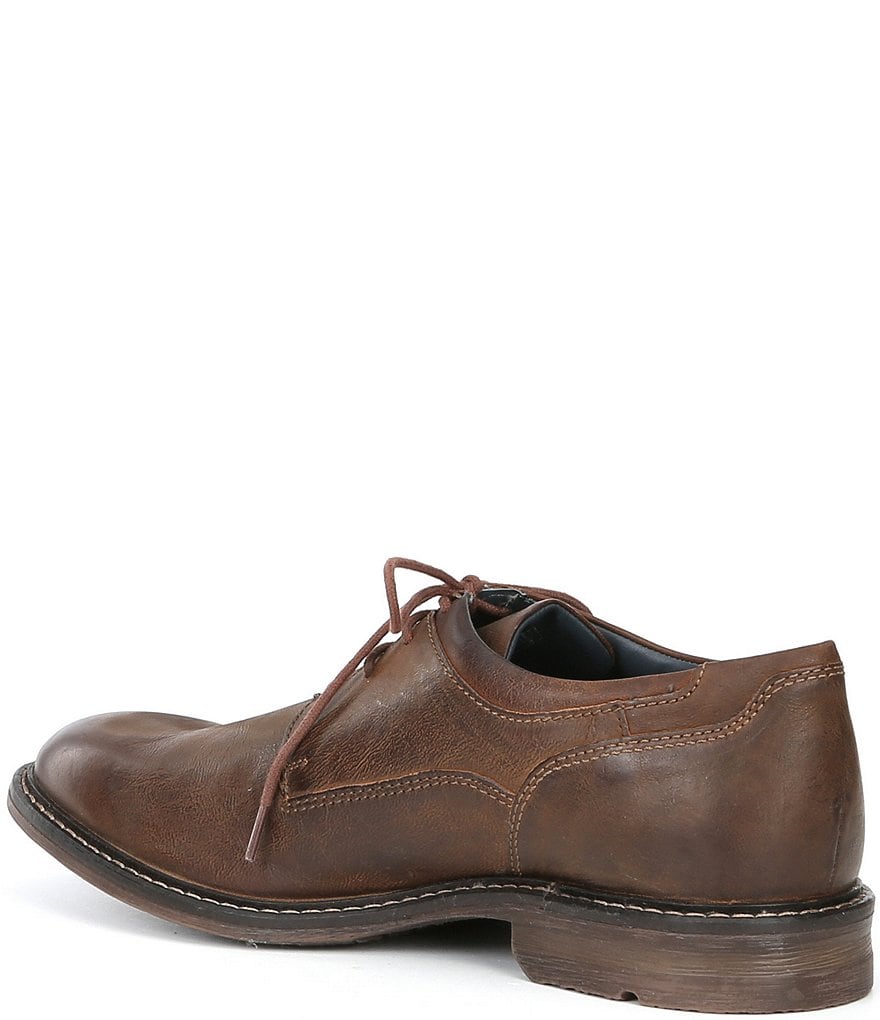 ECCO Track II Low Leather Oxfords