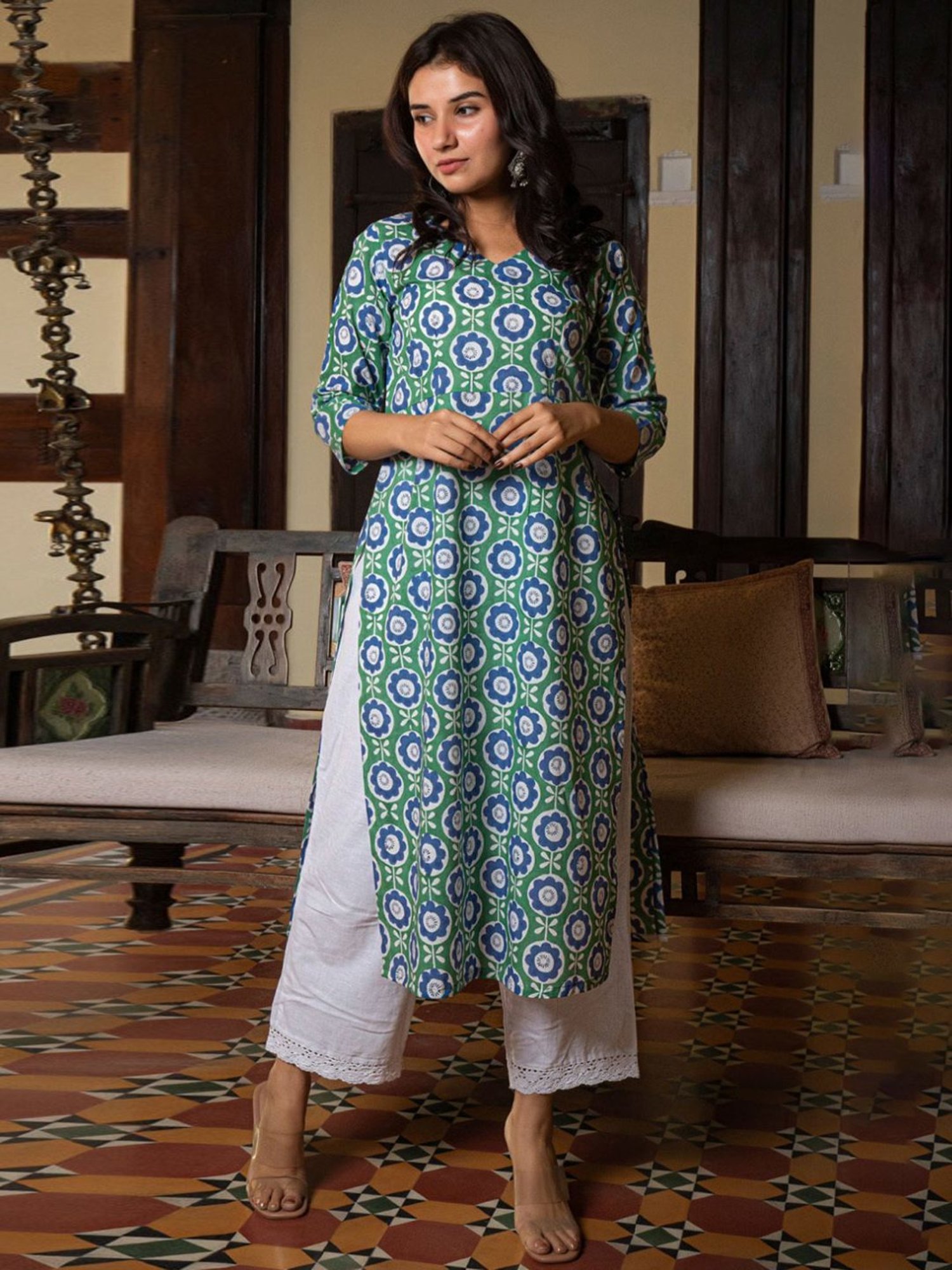 Eeshva India Green & Blue Floral Kurta In Cotton