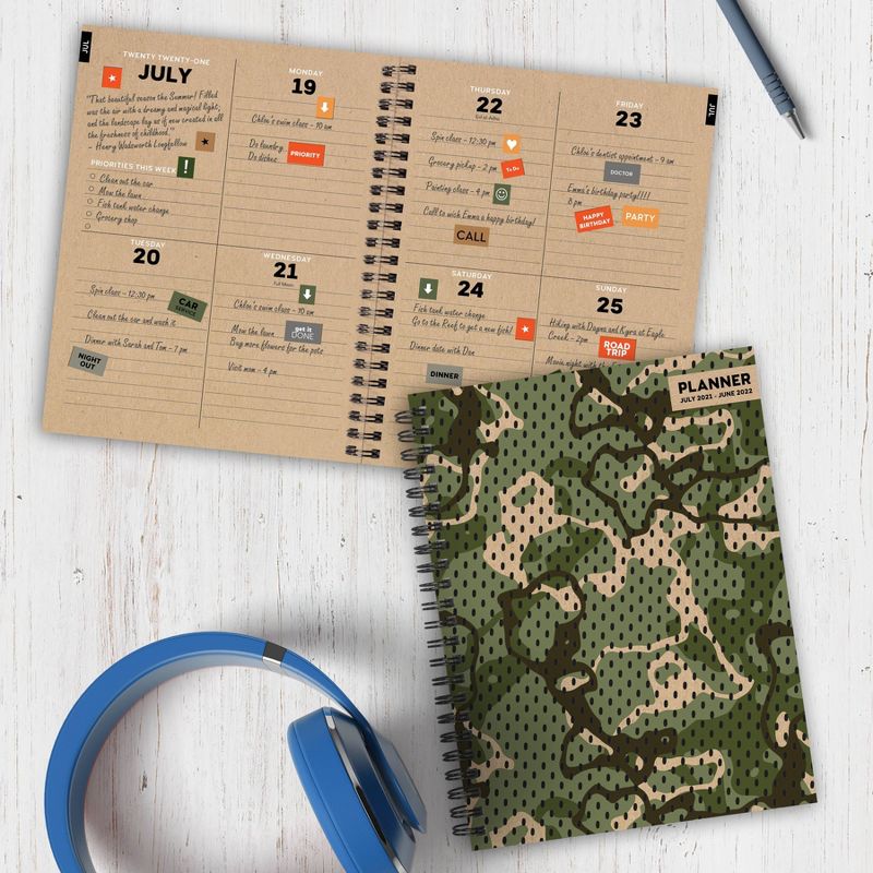 Undated Teacher Planner 8.5" x 11" Large Weekly Lesson Plan Book Botanical Floral - TF Publishing