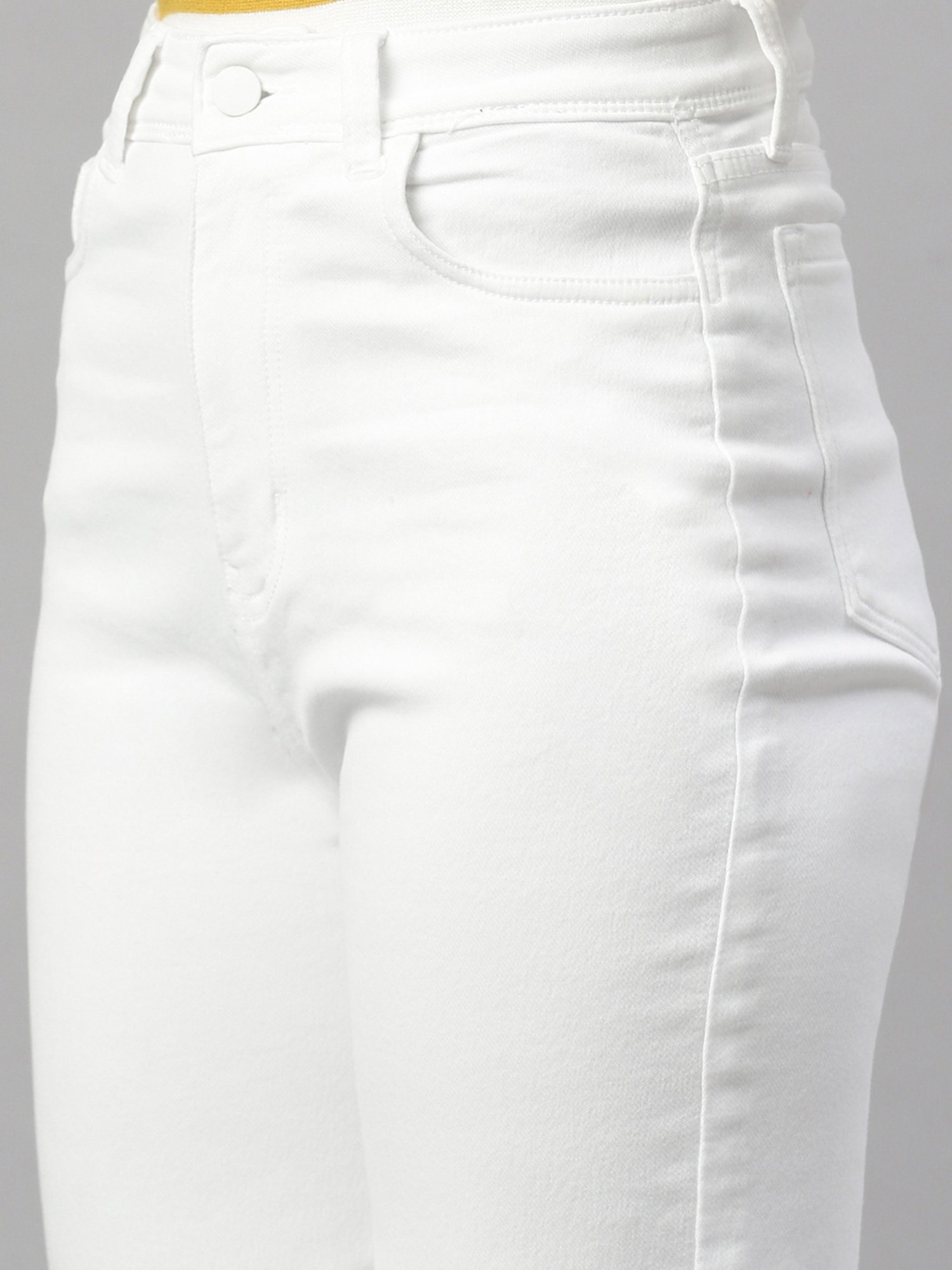 SHOWOFF White Relaxed Fit Mid Rise Jeans