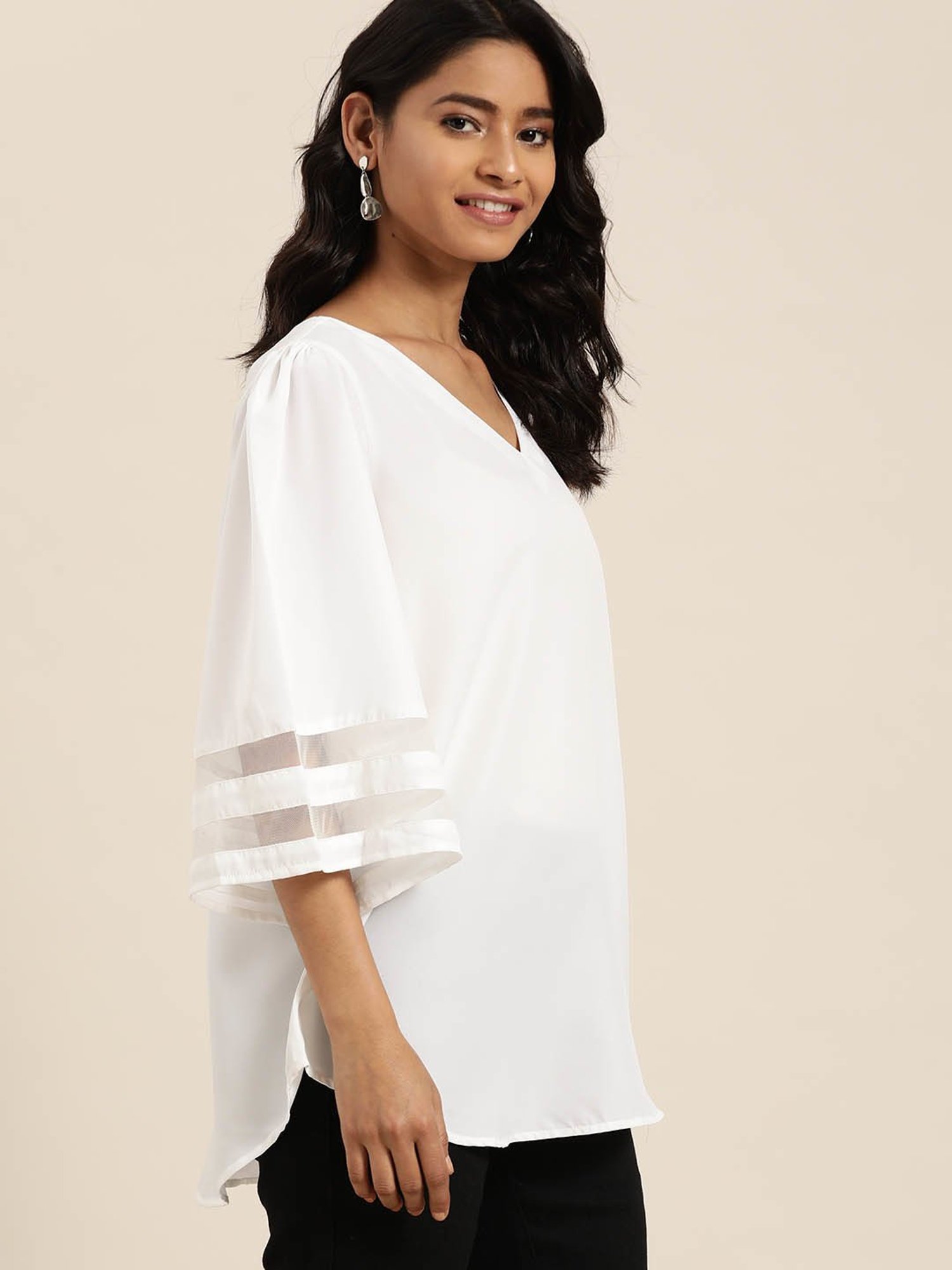 Qurvii White Regular Fit Top