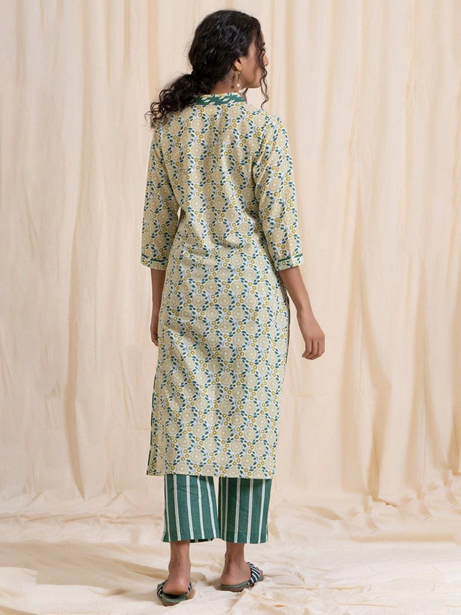 Akiso Aloha Yellow And Green Print V Nech Kurta