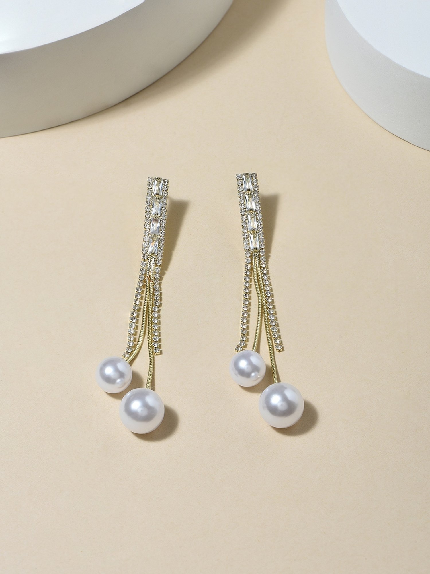 ToniQ White Gold-Plated Geometric Shape Pearl Party Wear Alloy Dangler Earrings