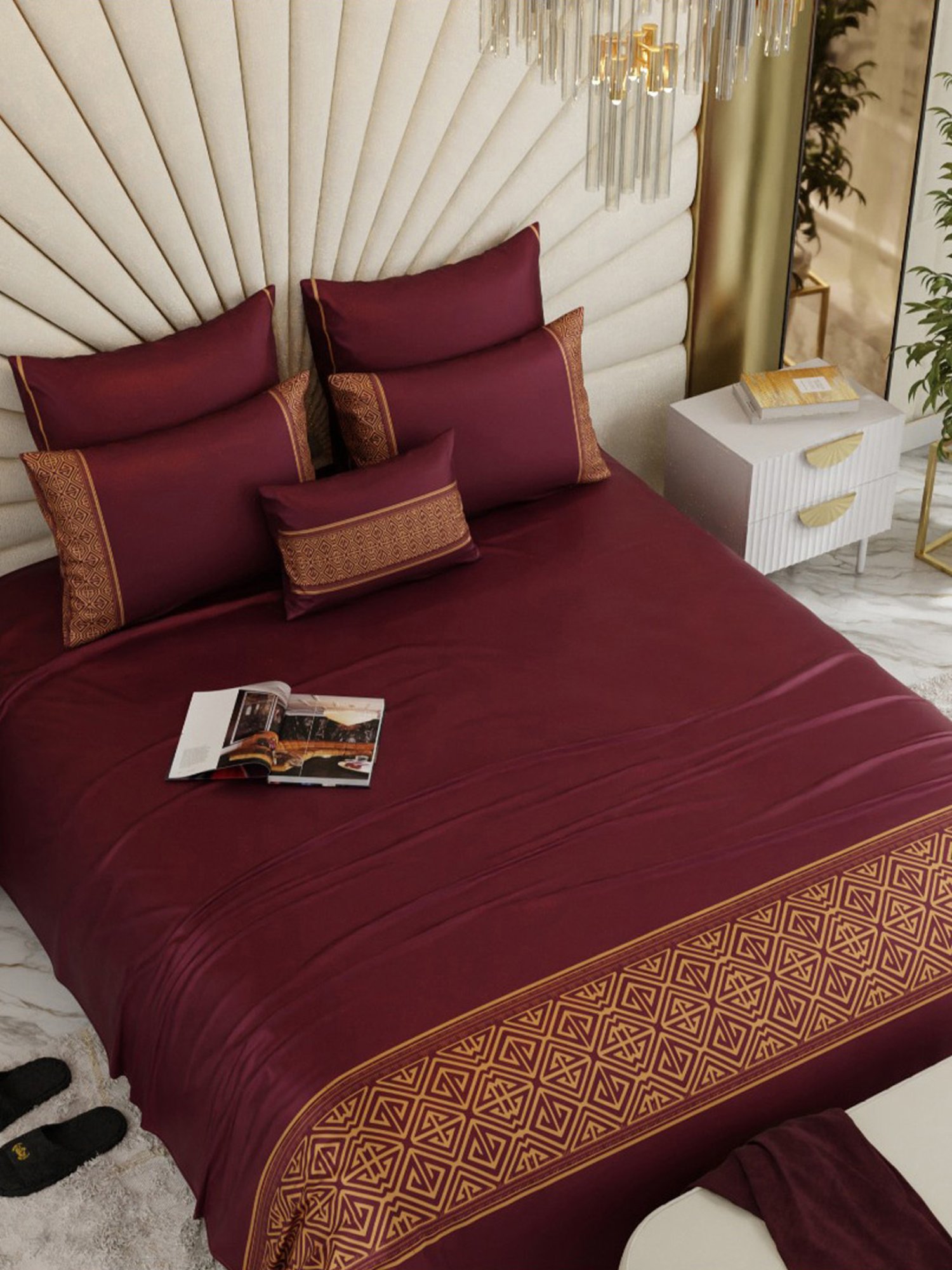 Stoa Paris Majesty Merlot Wine 300 TC Polyester Super king Crown of Versailles Bedding Set
