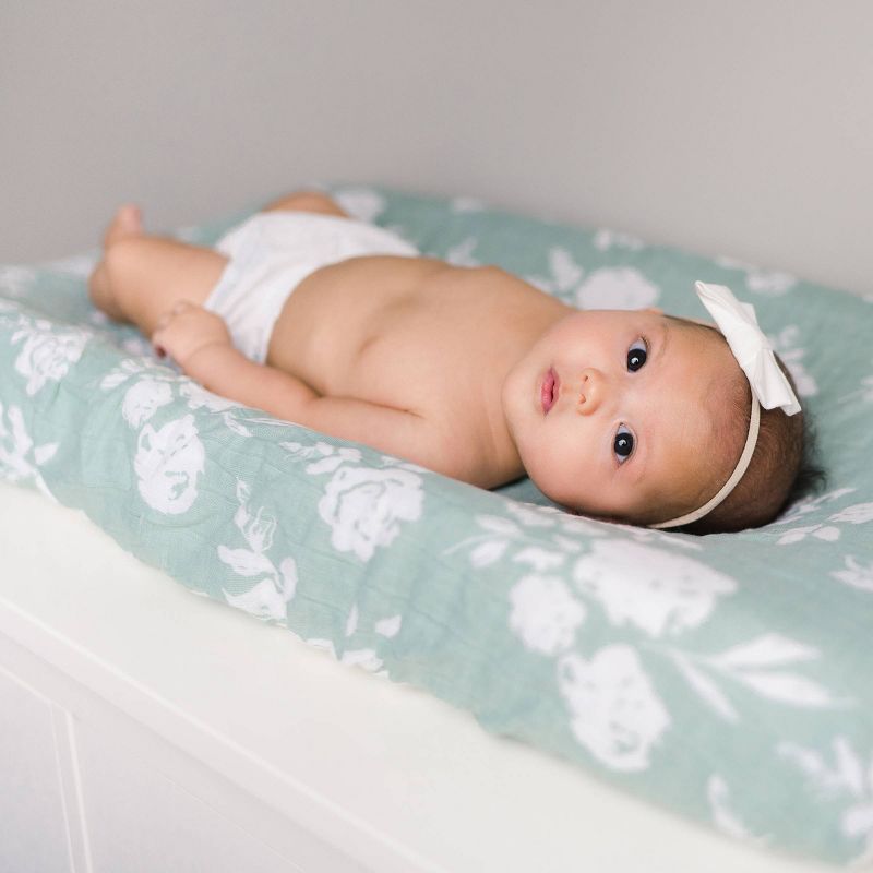 Bebe au Lait Muslin Changing Pad Cover Vintage Floral