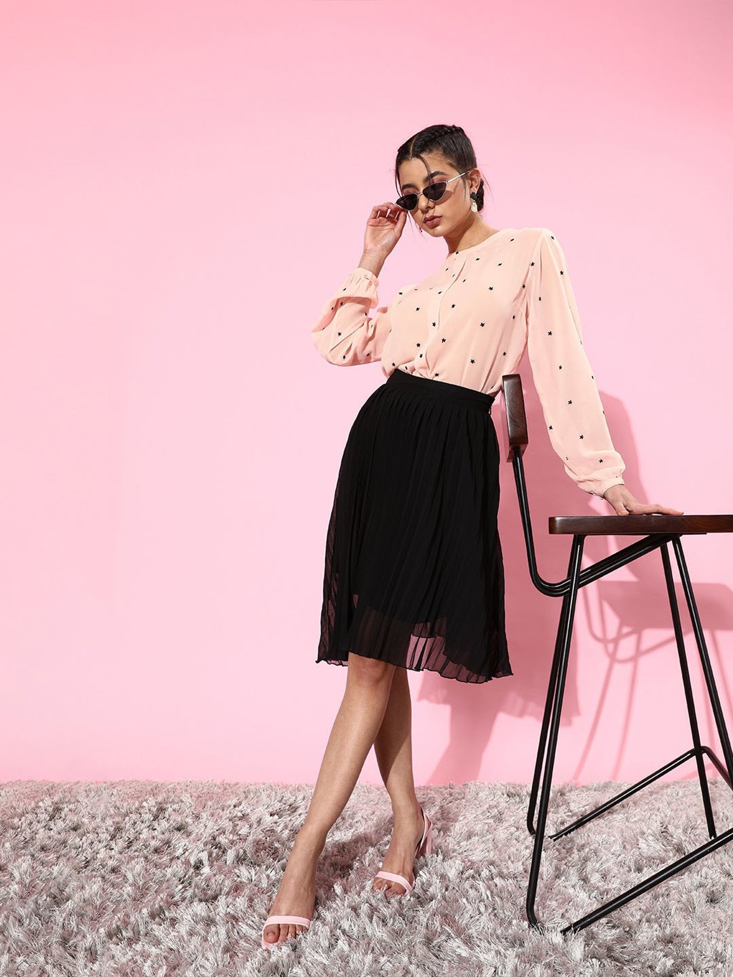 QUIERO Pink Embroidered Top