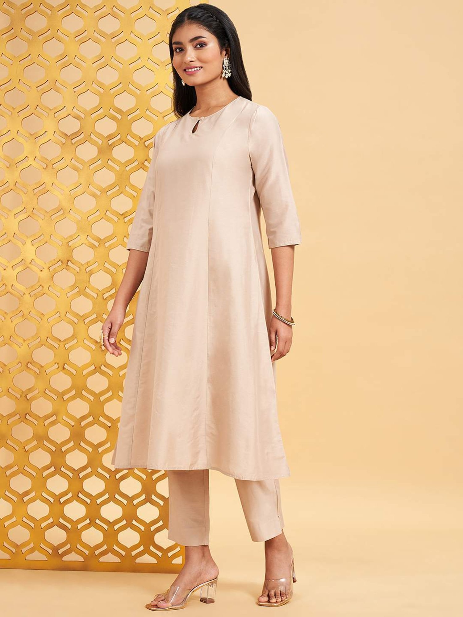 Rangmanch by Pantaloons Beige Regular Fit Kurta Pant Set With Dupatta