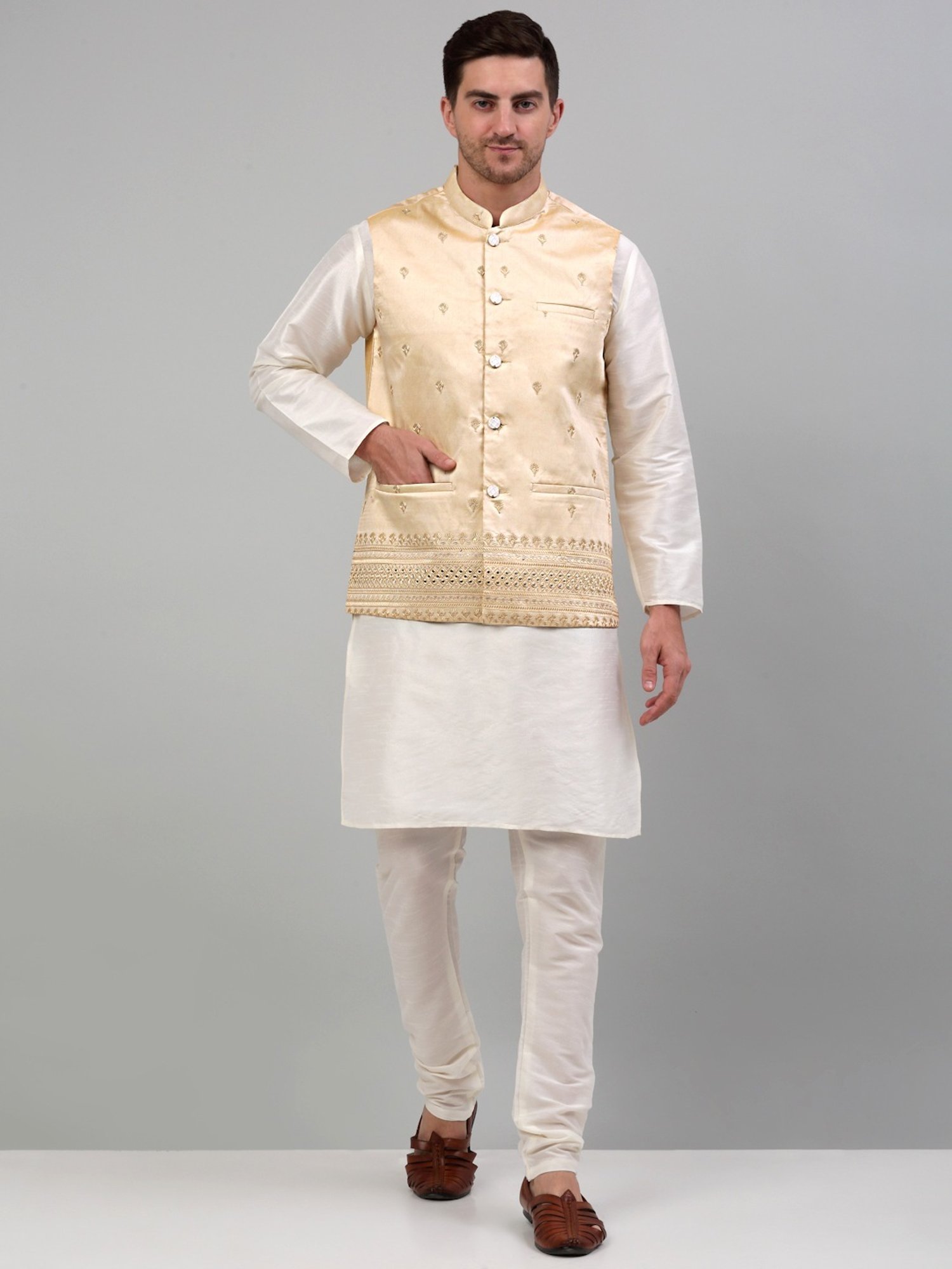 Jompers Golden Regular Fit Embroidered Nehru Jacket