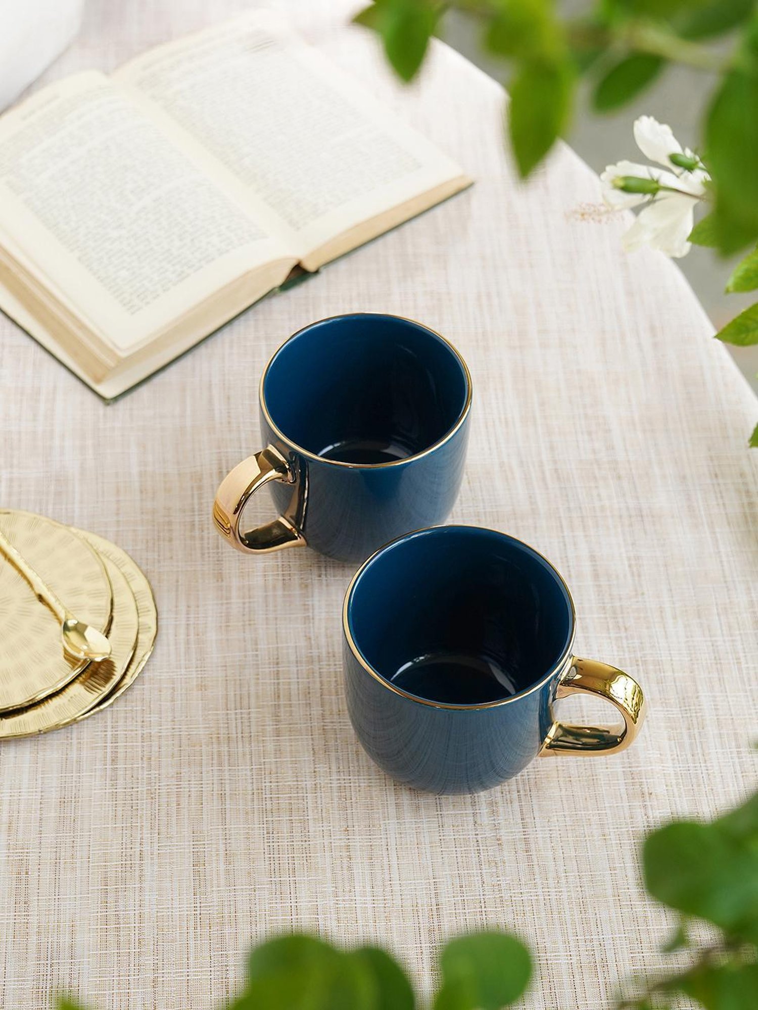 Femora Black Ceramic Coffee Mugs (0.36 L) - Set of 4