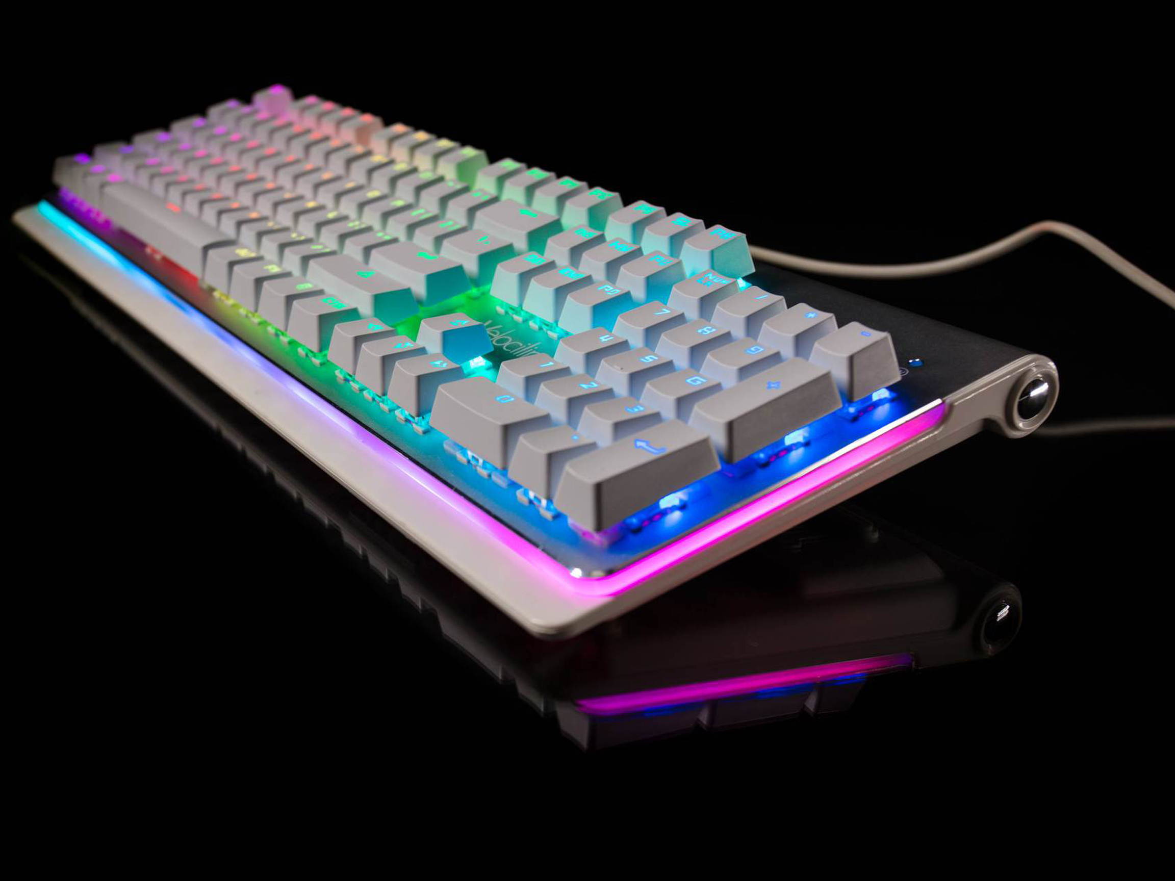 Velocilinx VXGM-KB104P-OBL-WH Boudica Gaming Keyboard