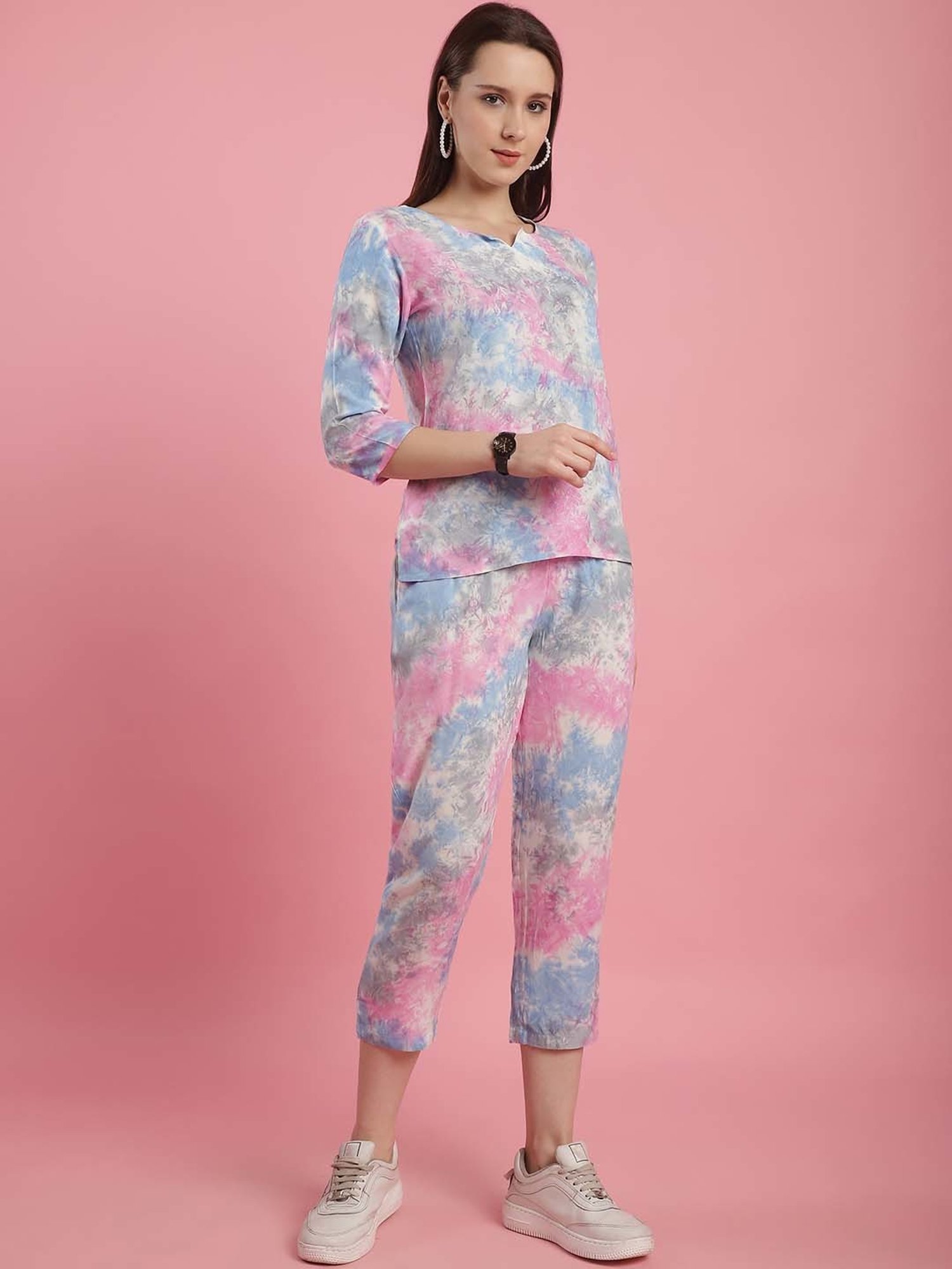 Prakrti Multicolored Tie & Dye Top Capri Set