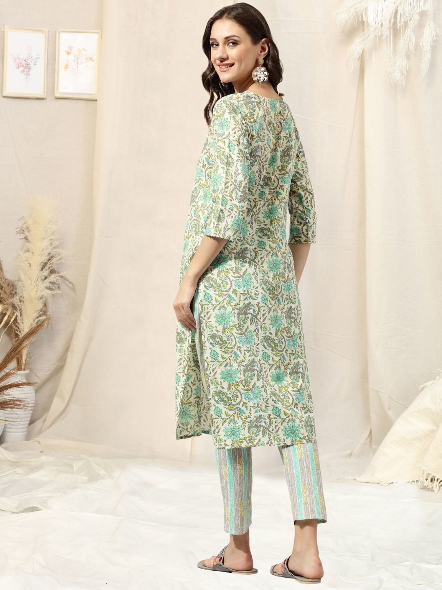 MIRCHI FASHION Cotton Beige & Blue Floral Print Kurta Pant Set