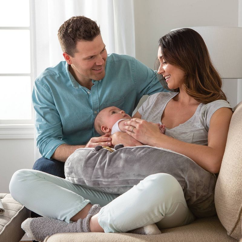 Boppy Original Nursing Pillow Cover - Gray Gold Giraffes