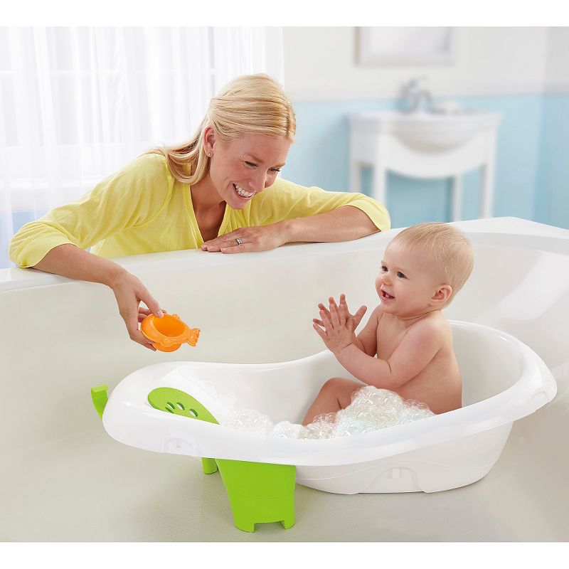 Pinkfong Baby Shark Inflatable Safety Bathtub