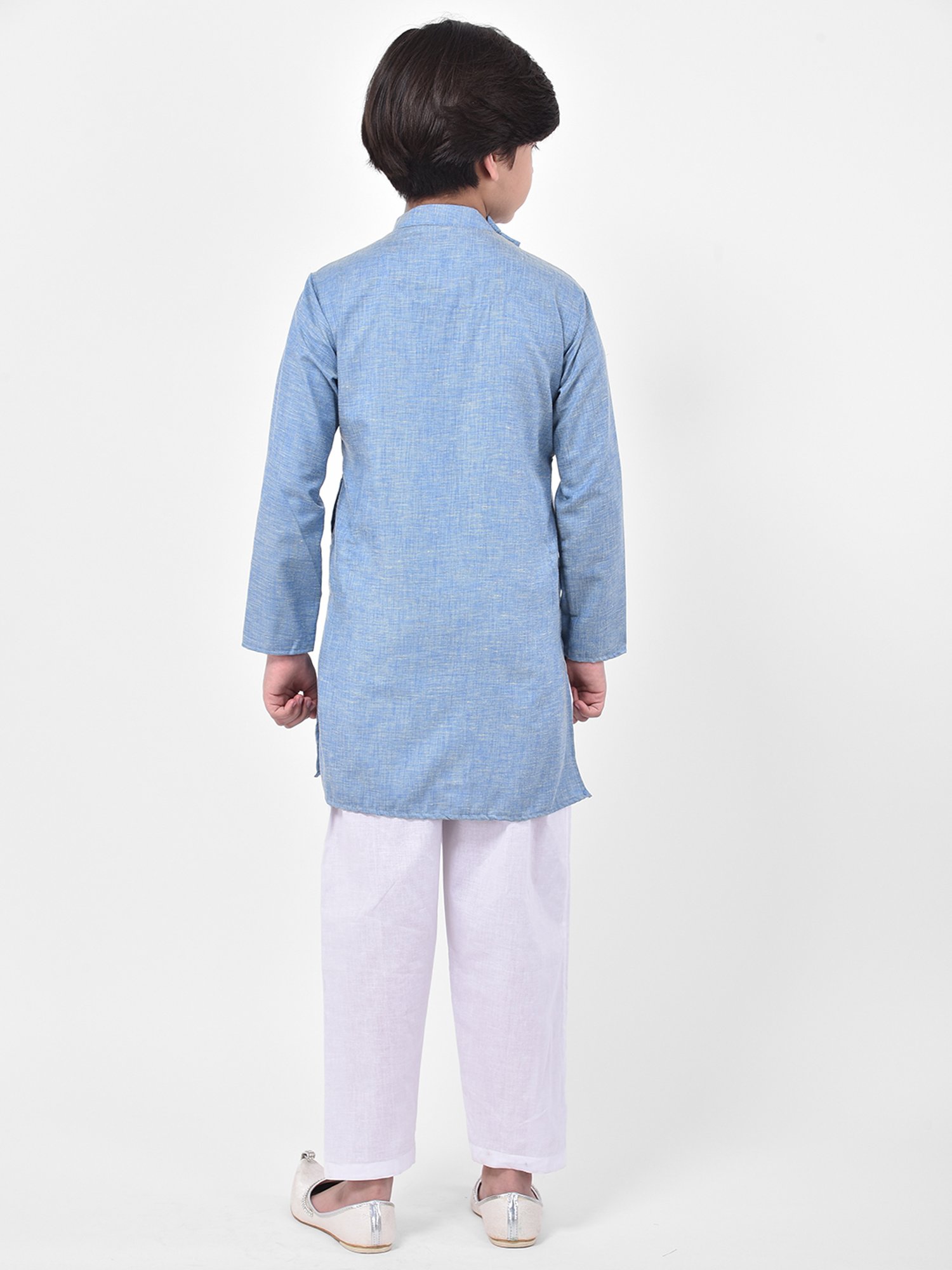 Deyann Kids Blue & White Solid Full Sleeves Kurta with Pyjamas