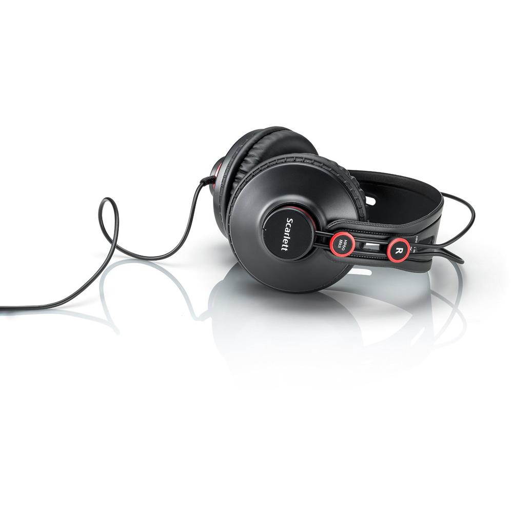 Focusrite Scarlett 2i2 Studio USB Audio Interface & Recording Bundle (2nd Generation)