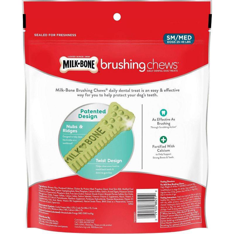 Milk-Bone Brushing Chews Daily Chicken Dental Dog Treats, Fresh Breath, Small/Medium - 19.6oz