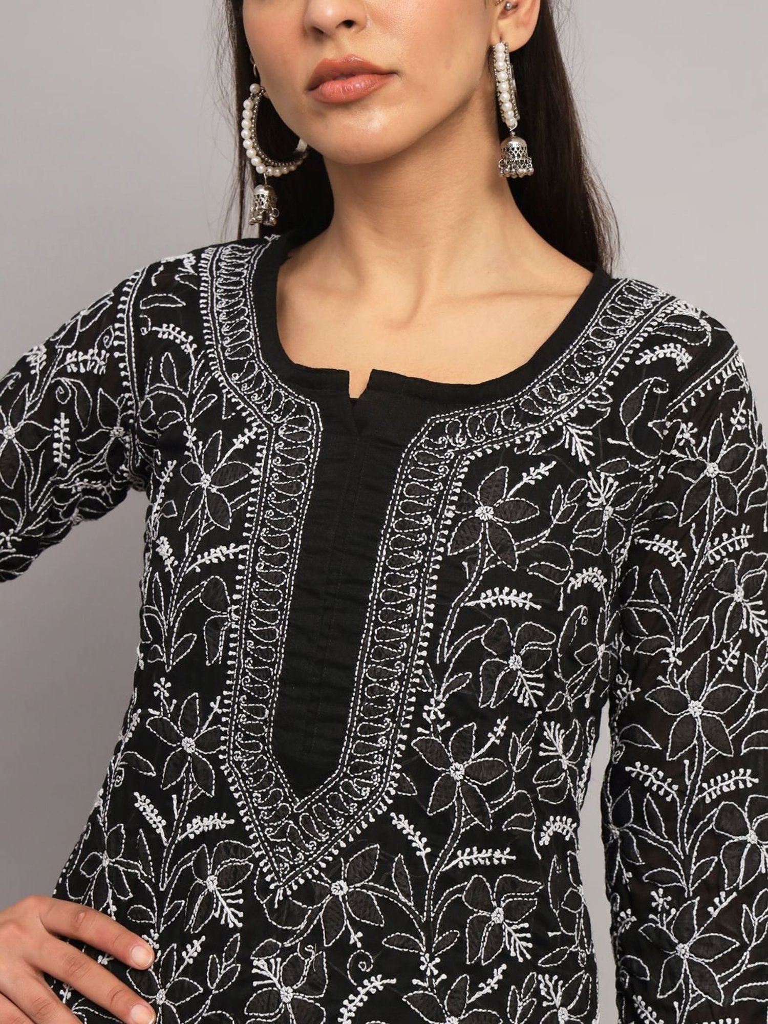 PARAMOUNT CHIKAN Black Cotton Chikankari Straight Kurta