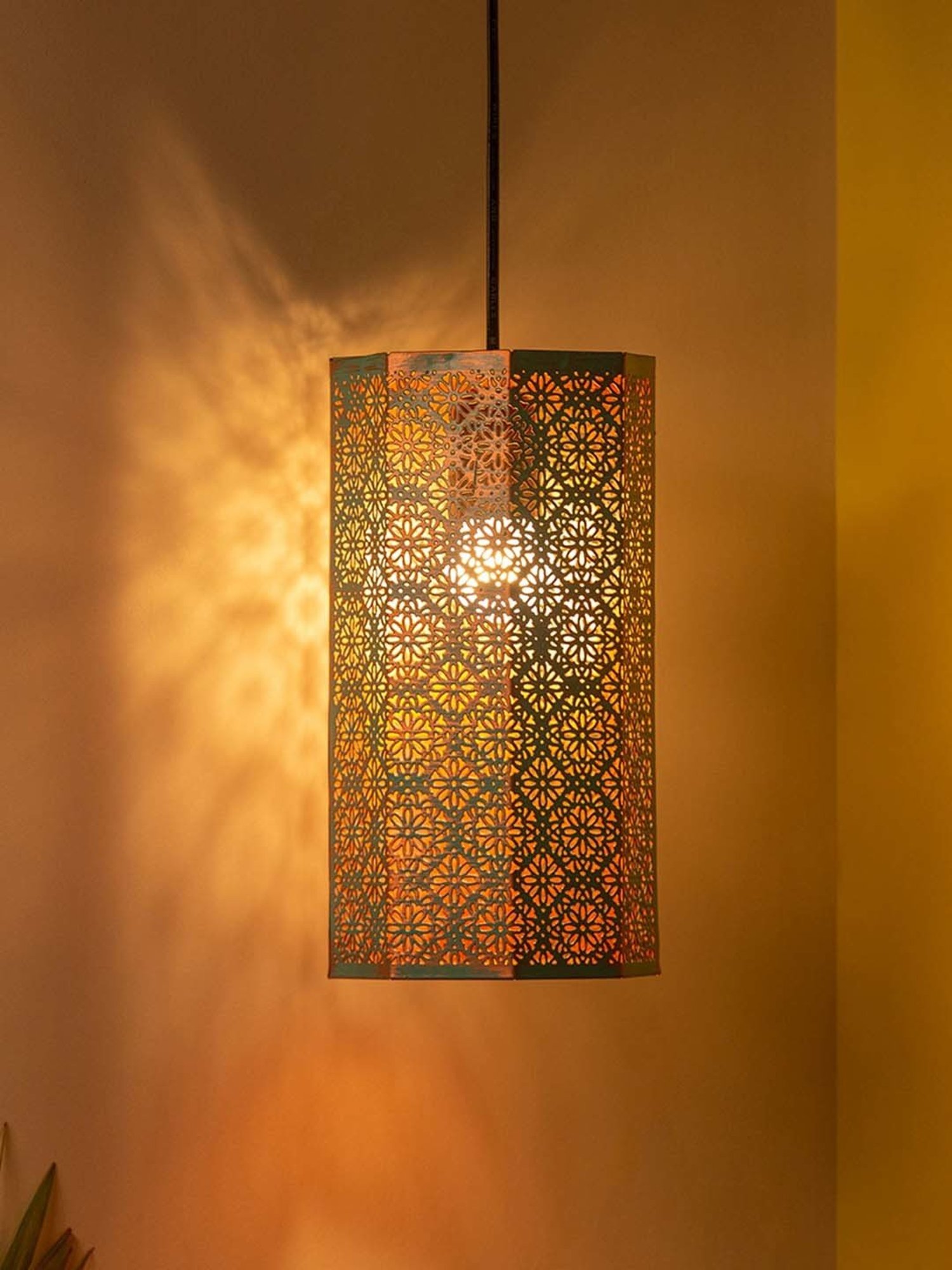 ExclusiveLane 'Morrocan Waves' Turquoise Blue & Red Iron Hand-Etched Pendant Lamp - Set of 1