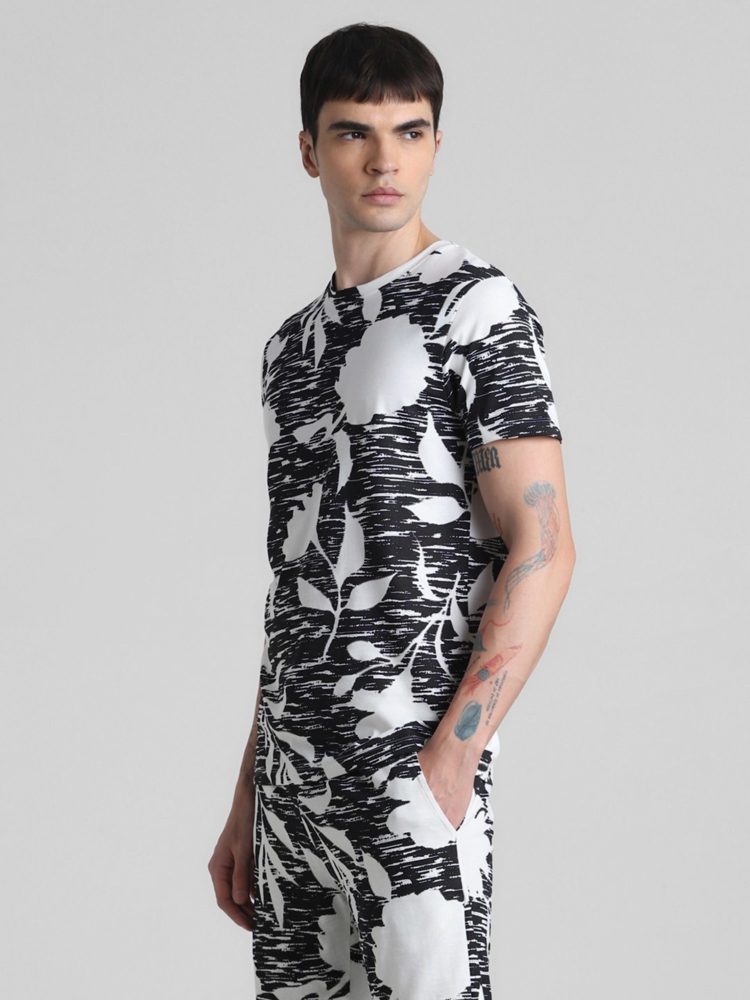 Jack & Jones Cloud Dancer Cotton Regular Fit Printed T-Shirt