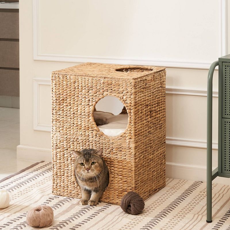 K&H Pet Products 3973 Extra Wide Outdoor Water Resistant Heated Kitty House with 2 Door Flaps Safe Escape For Feral and Outdoor Cats, Olive