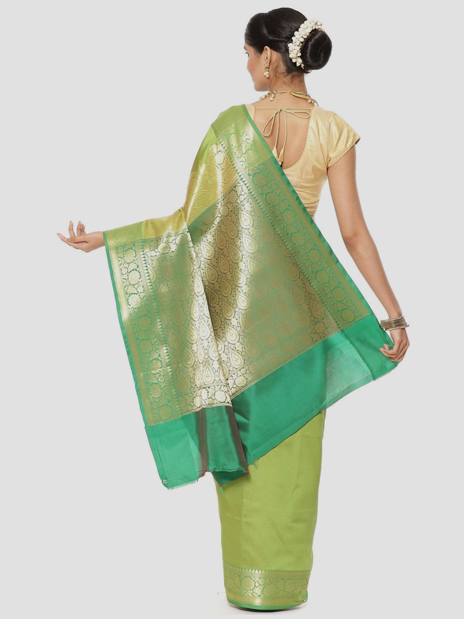 Banarasi Silk Works Green Woven Saree With Unstitched Blouse