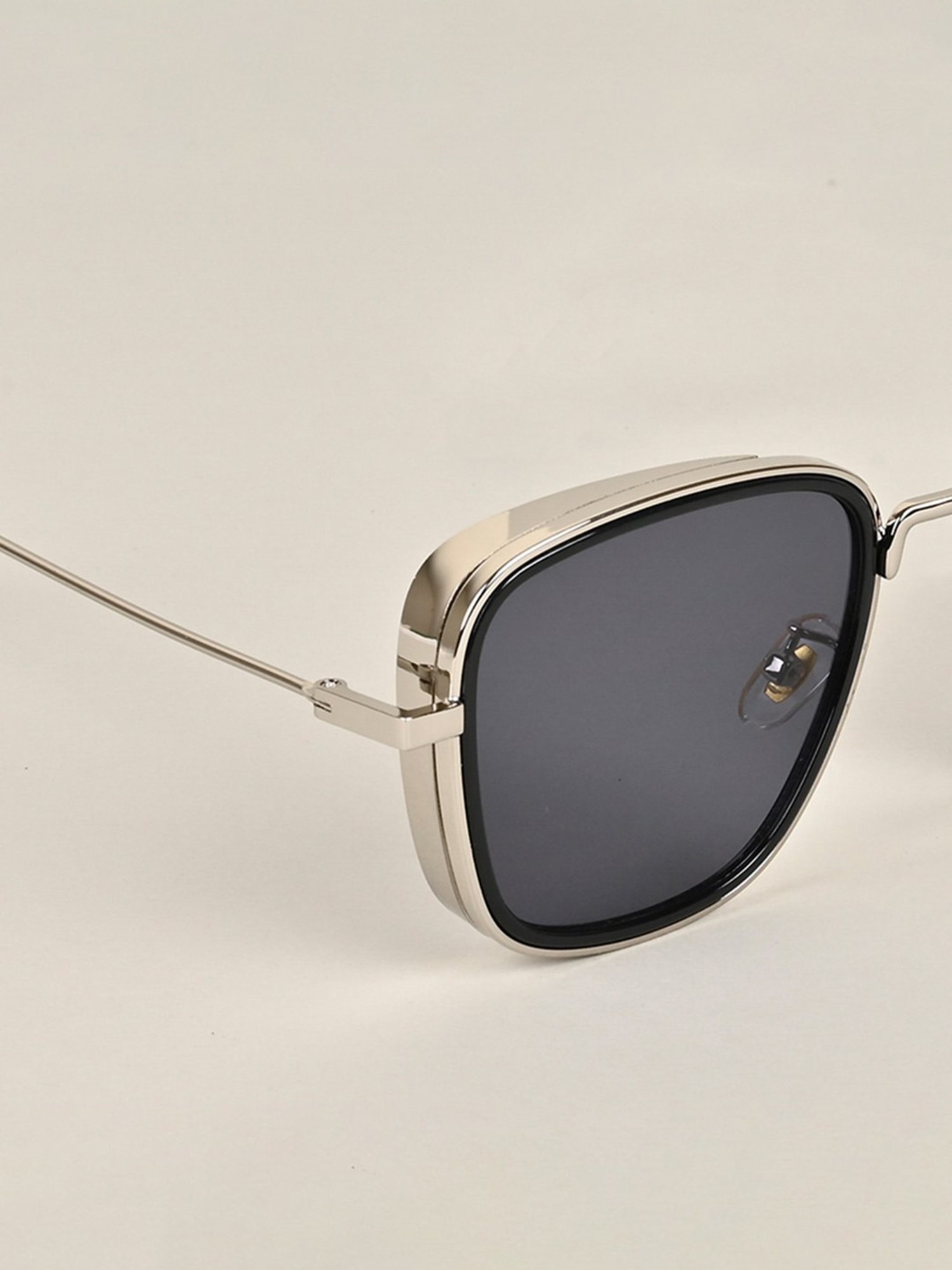 Voyage Black Square UV Protection Unisex Sunglasses