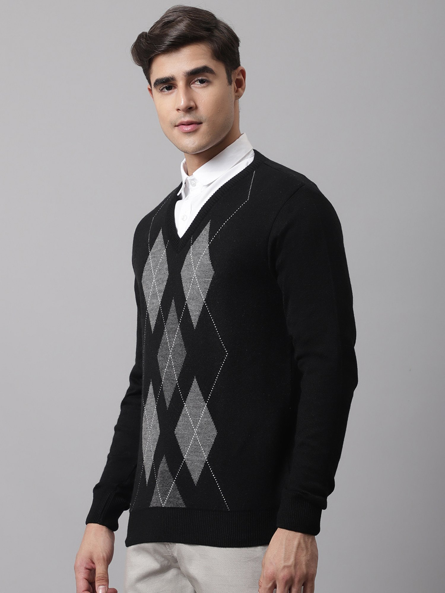 Cantabil Black Regular Fit Self Design Sweater