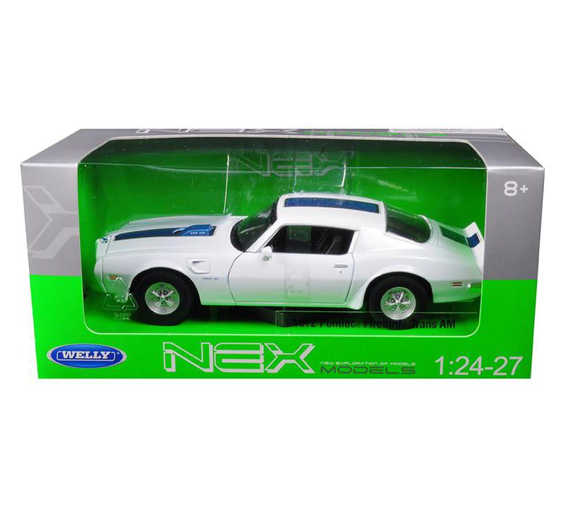 1972 Pontiac Firebird Trans Am White 1/24 - 1/27 Diecast Model Car by Welly