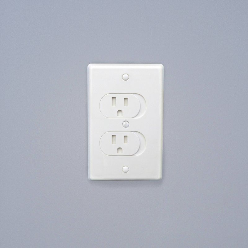 Qdos Universal Self-Closing Outlet Covers - White 3pk