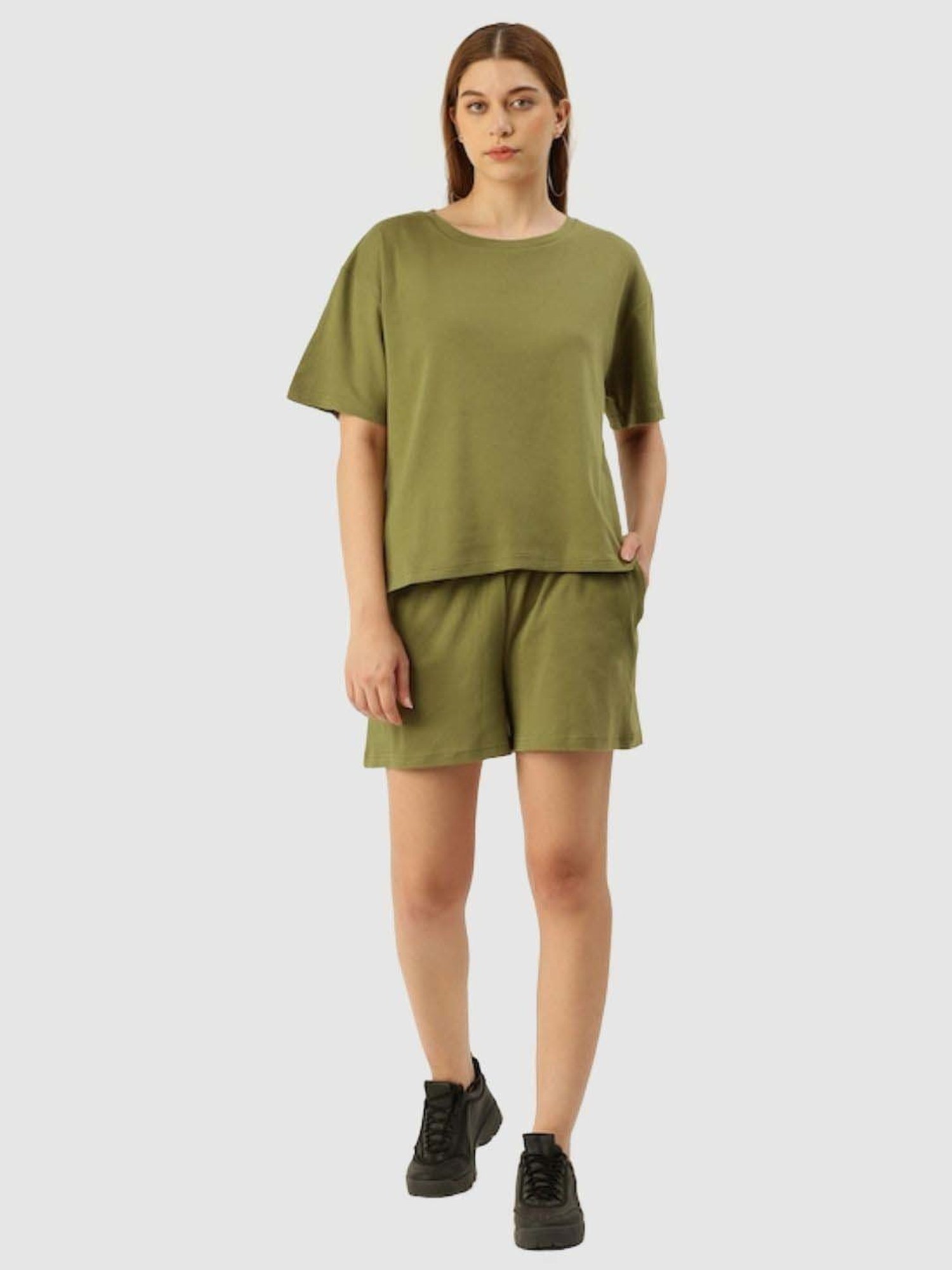 Bene Kleed Olive Green Cotton Tops Shorts Set