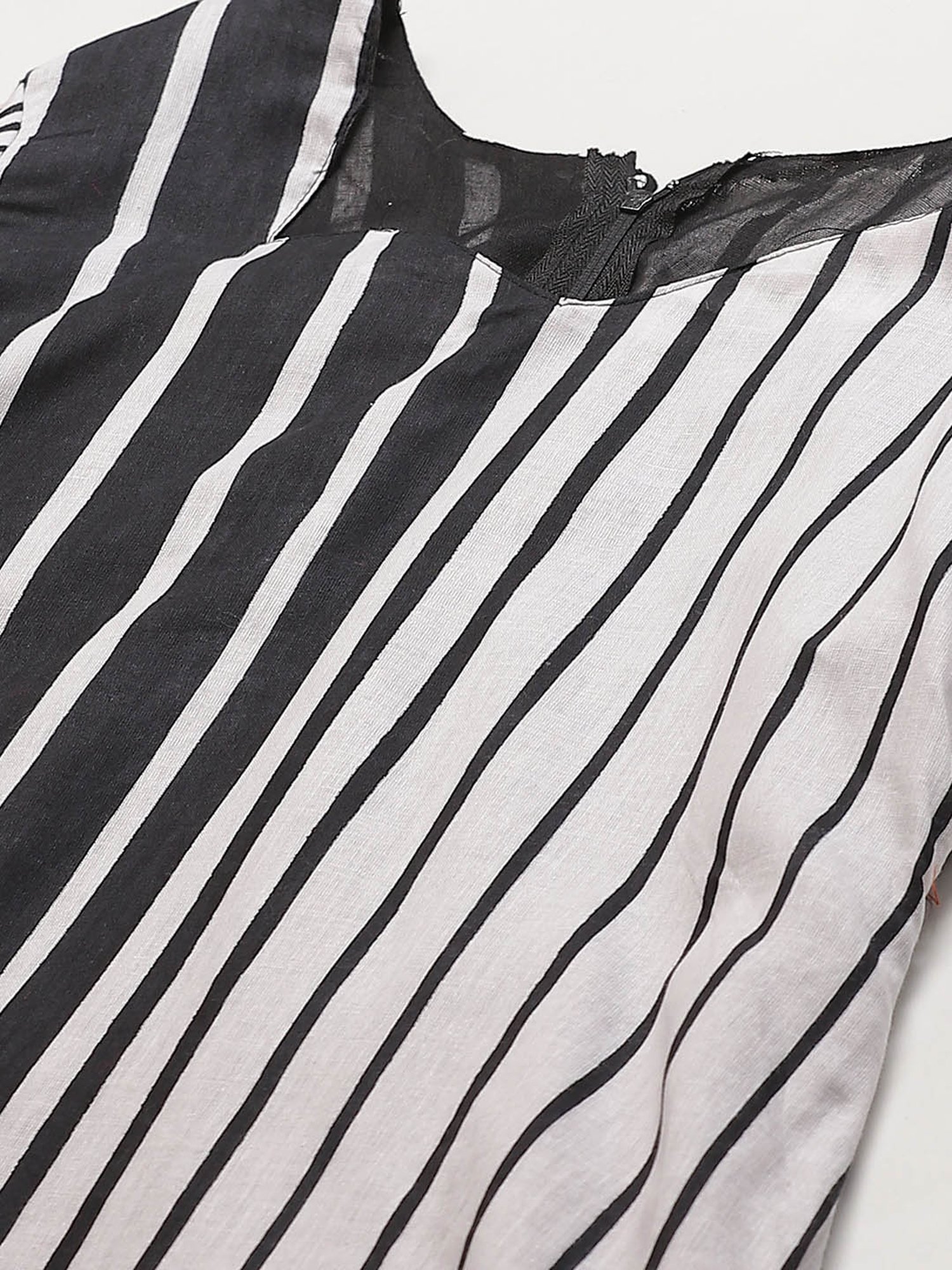 Saree Mall Black Striped Unstitched Dress Material